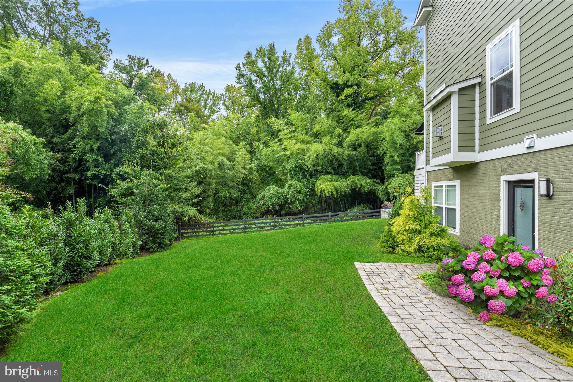 HOLLIN HALL VILLAGE - Residential