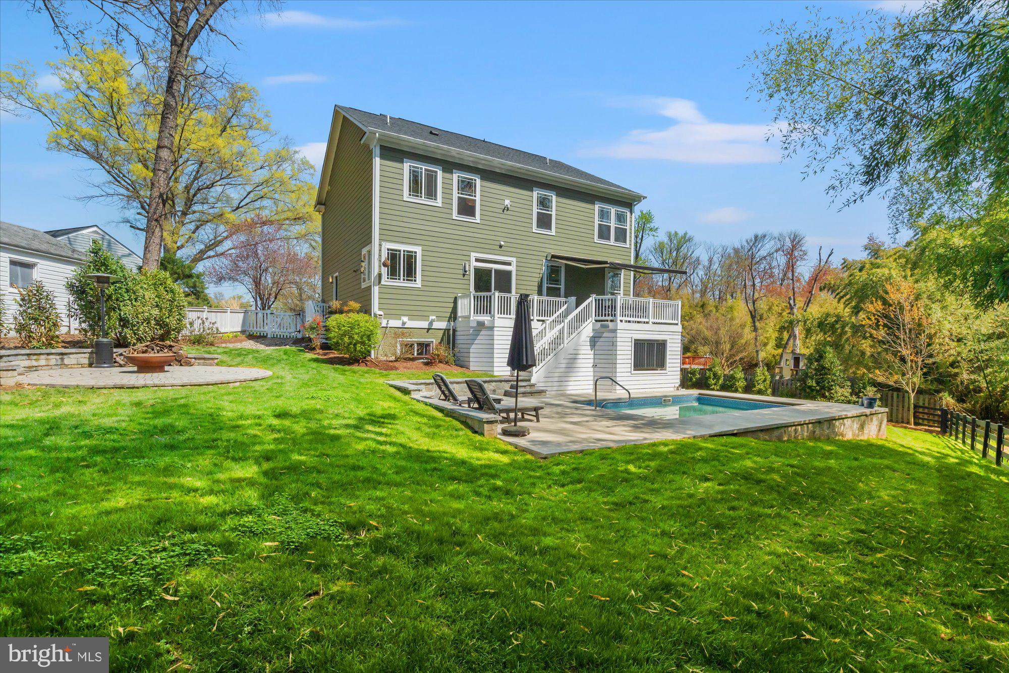 HOLLIN HALL VILLAGE - Residential