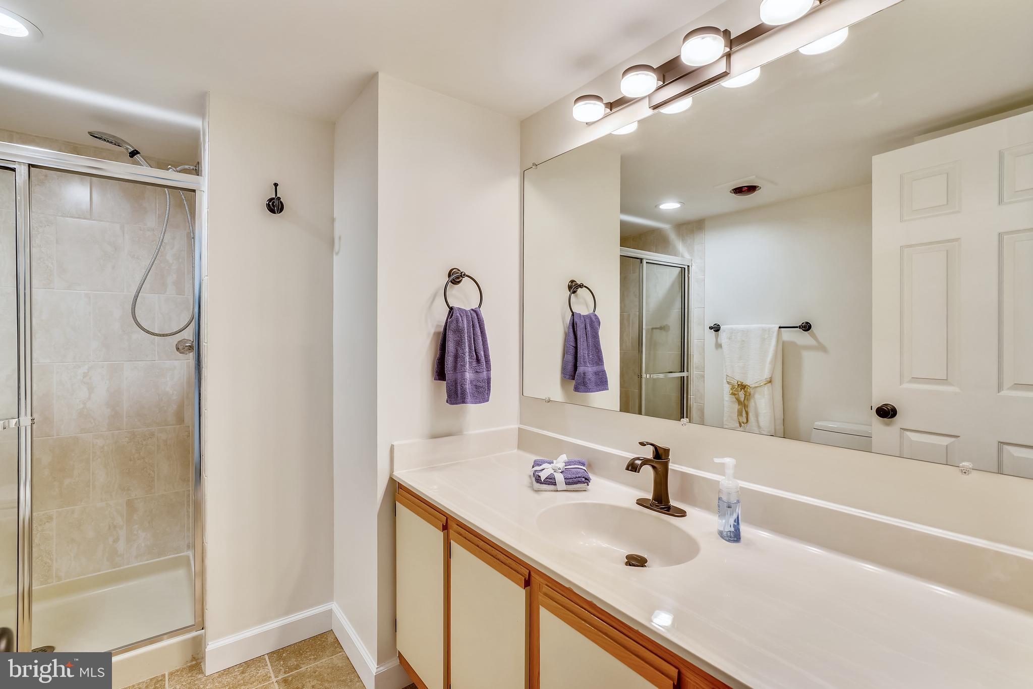 KINGS CONTRIVANCE - Residential Lease