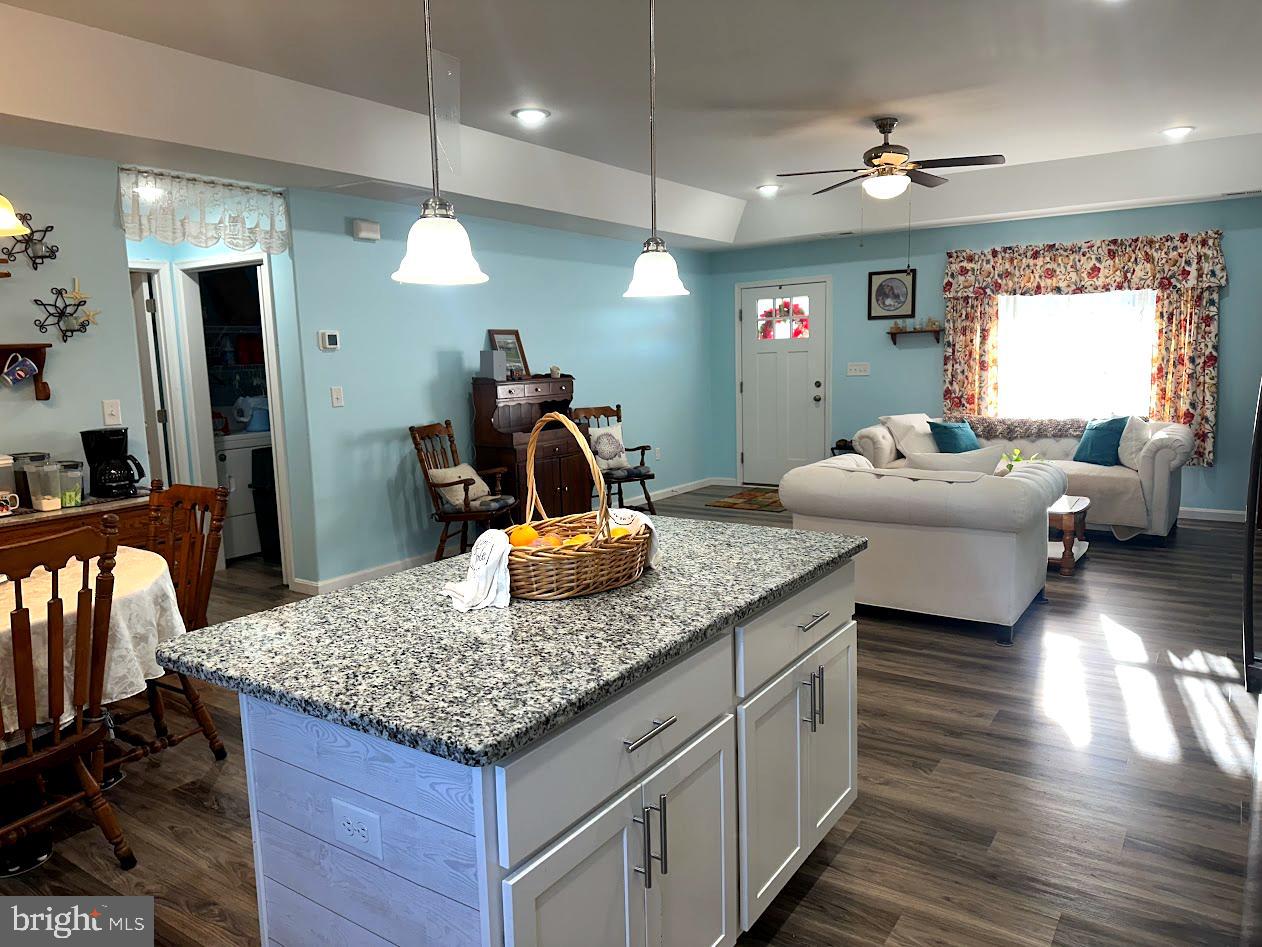 SOUTHPOINTE CROSSING - Residential