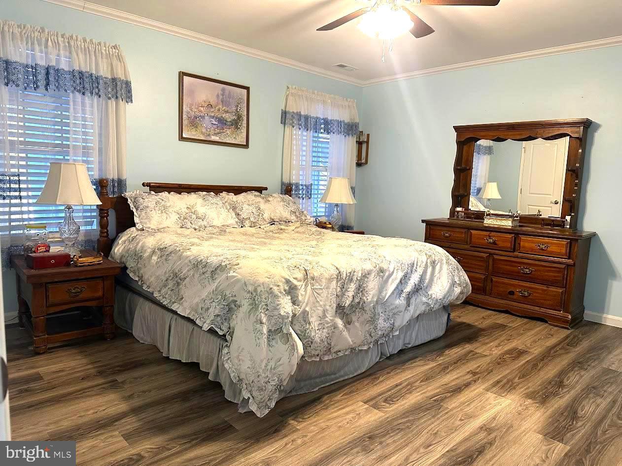 SOUTHPOINTE CROSSING - Residential