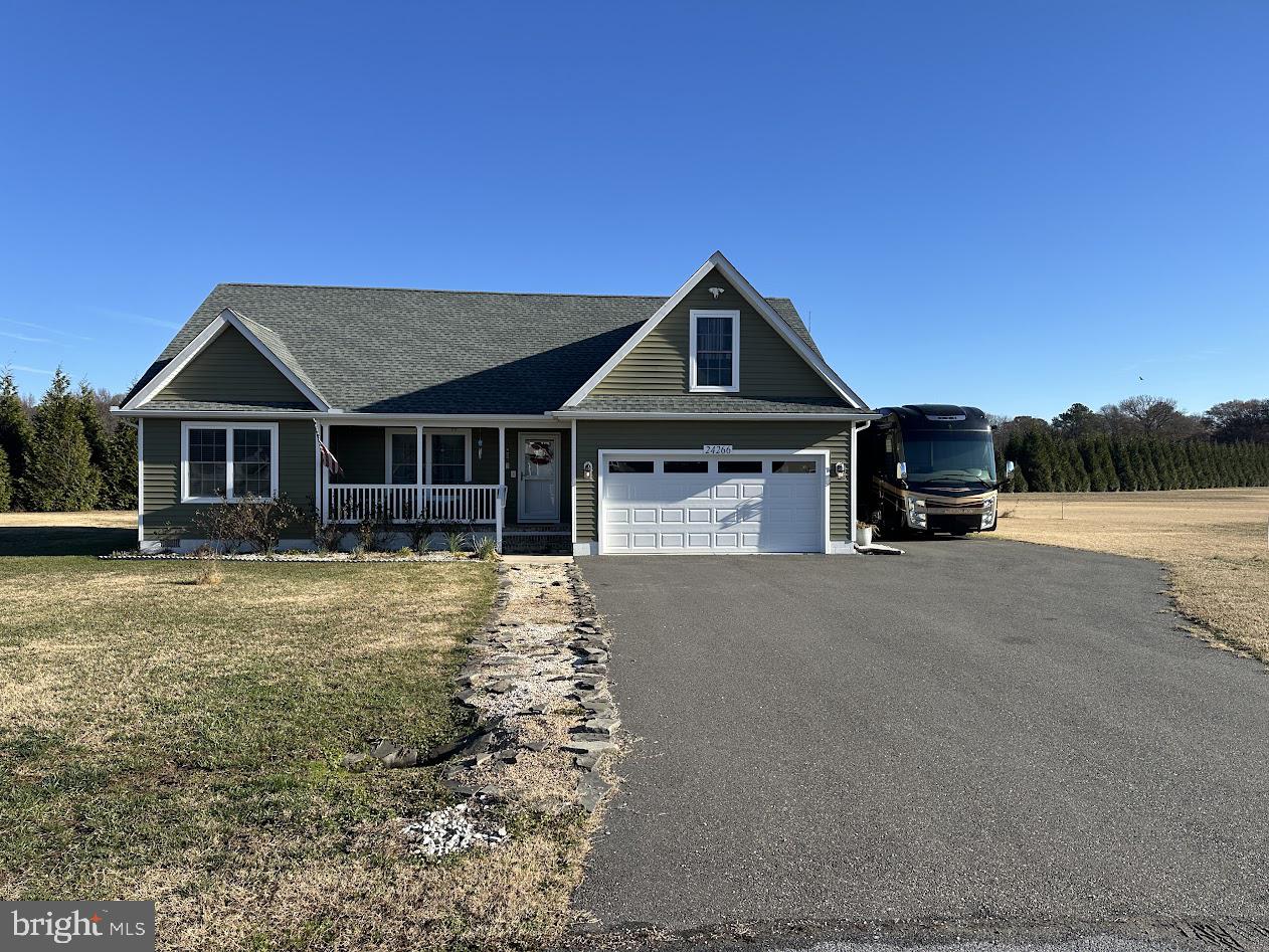 SOUTHPOINTE CROSSING - Residential