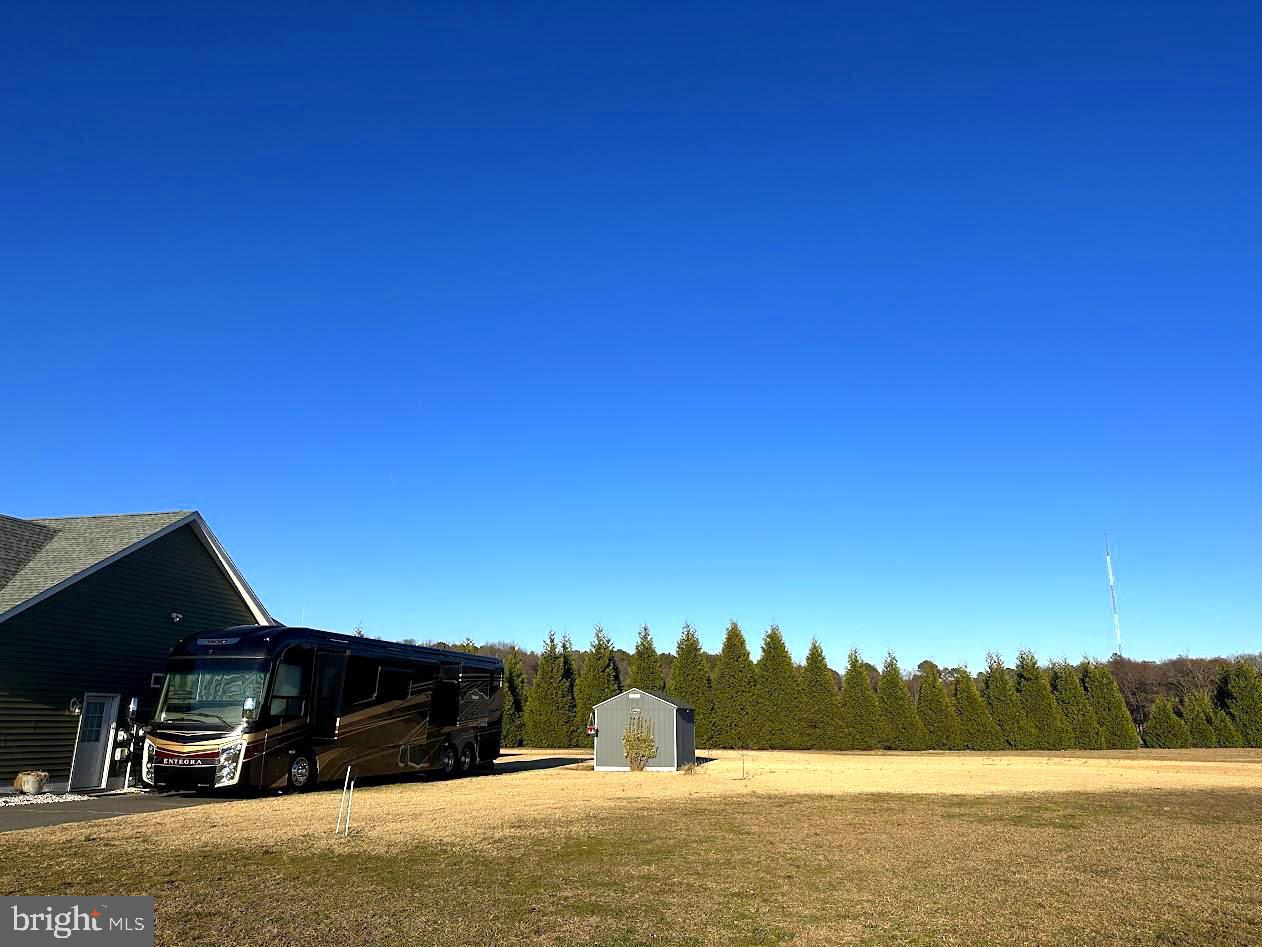 SOUTHPOINTE CROSSING - Residential