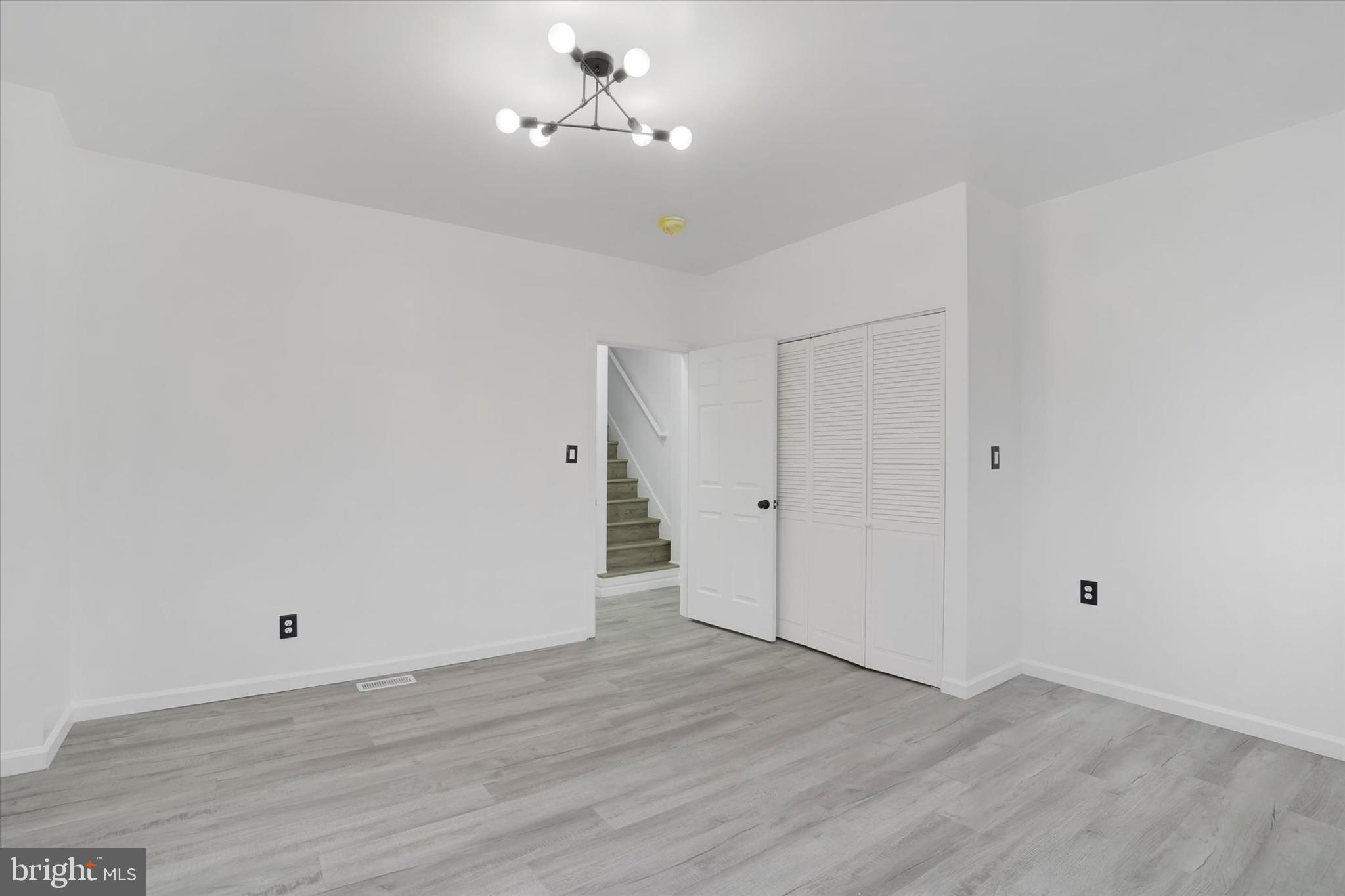 EAST YORK - Residential