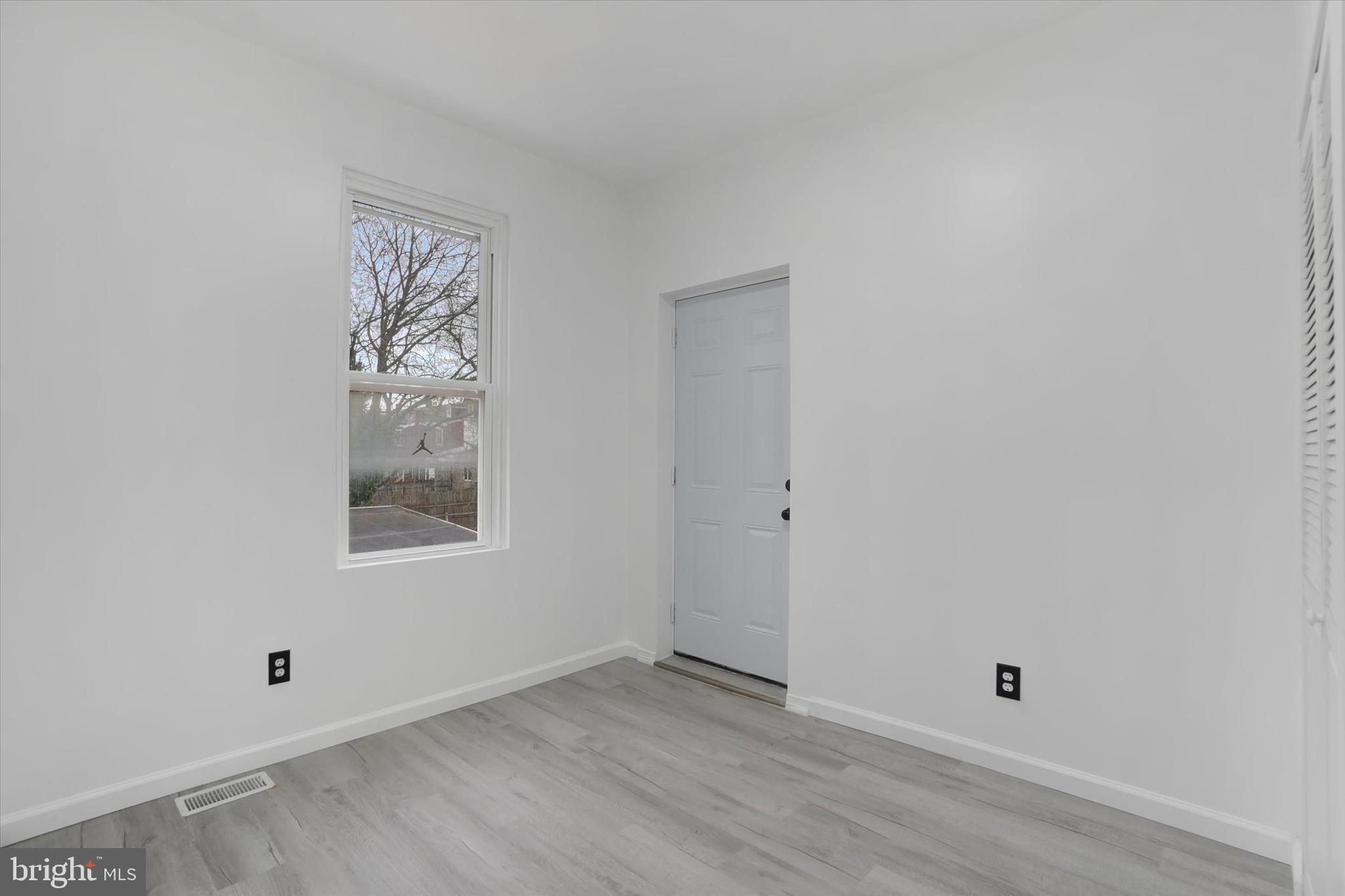 EAST YORK - Residential