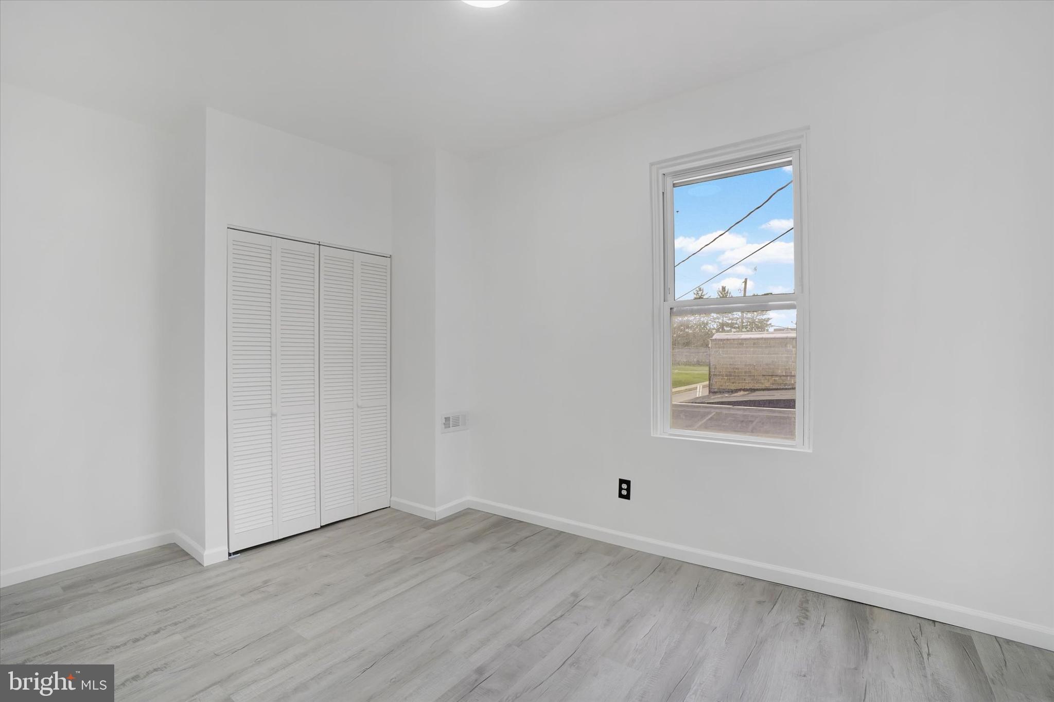 EAST YORK - Residential