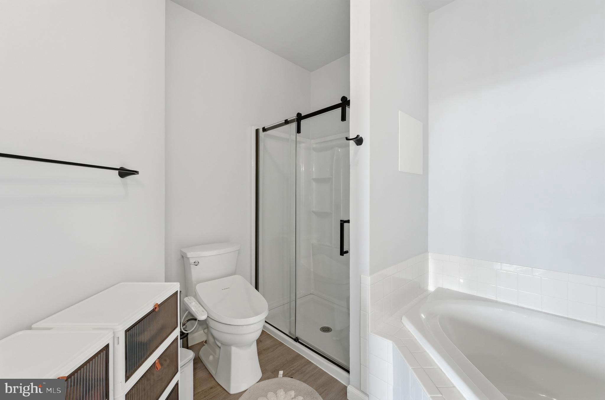 COURTS AT WESCOTT RIDGE - Residential