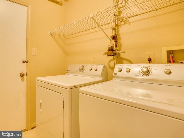 CHERRY RUN - Residential Lease