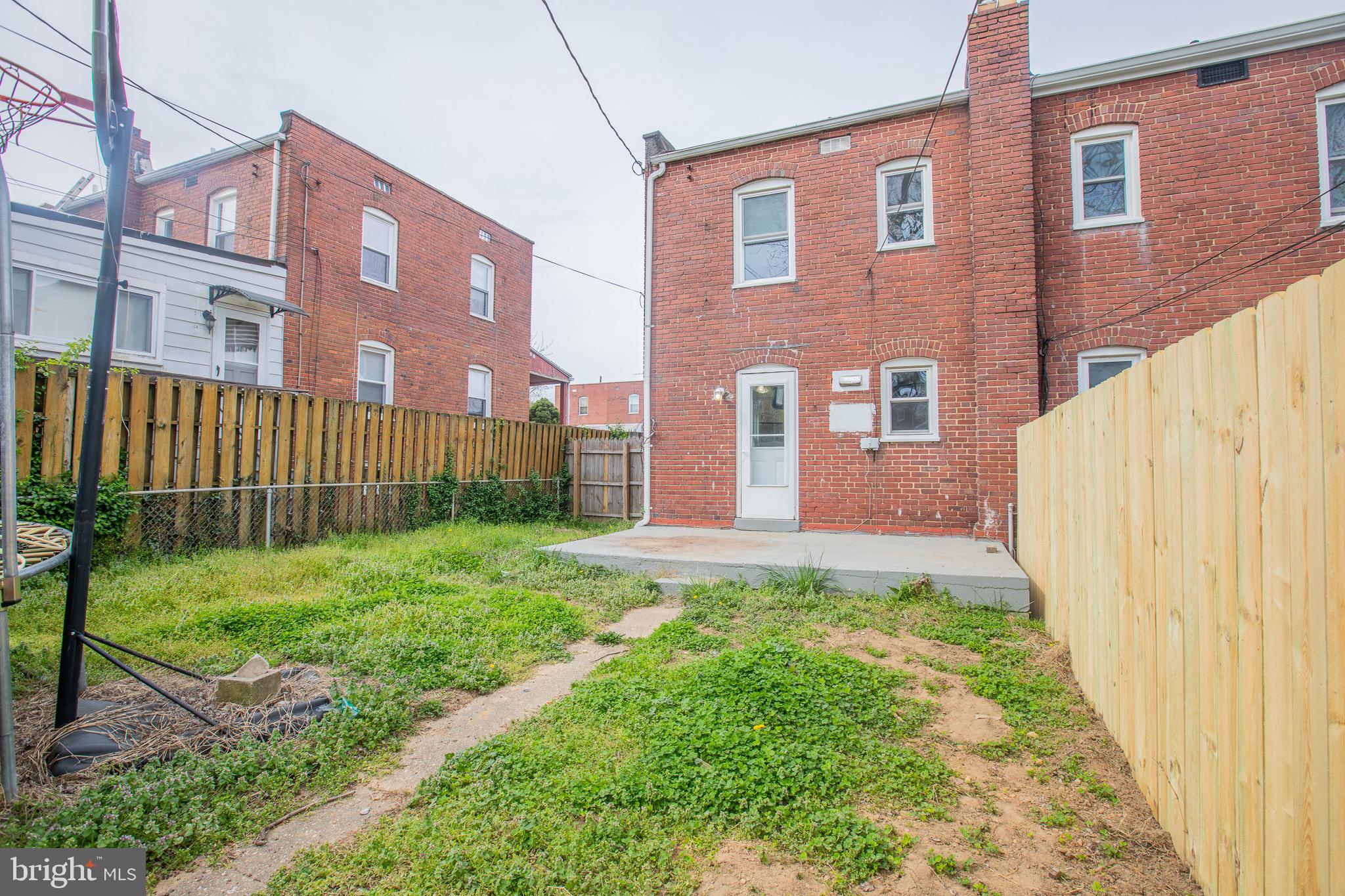 BROOKLYN PARK - Residential Lease