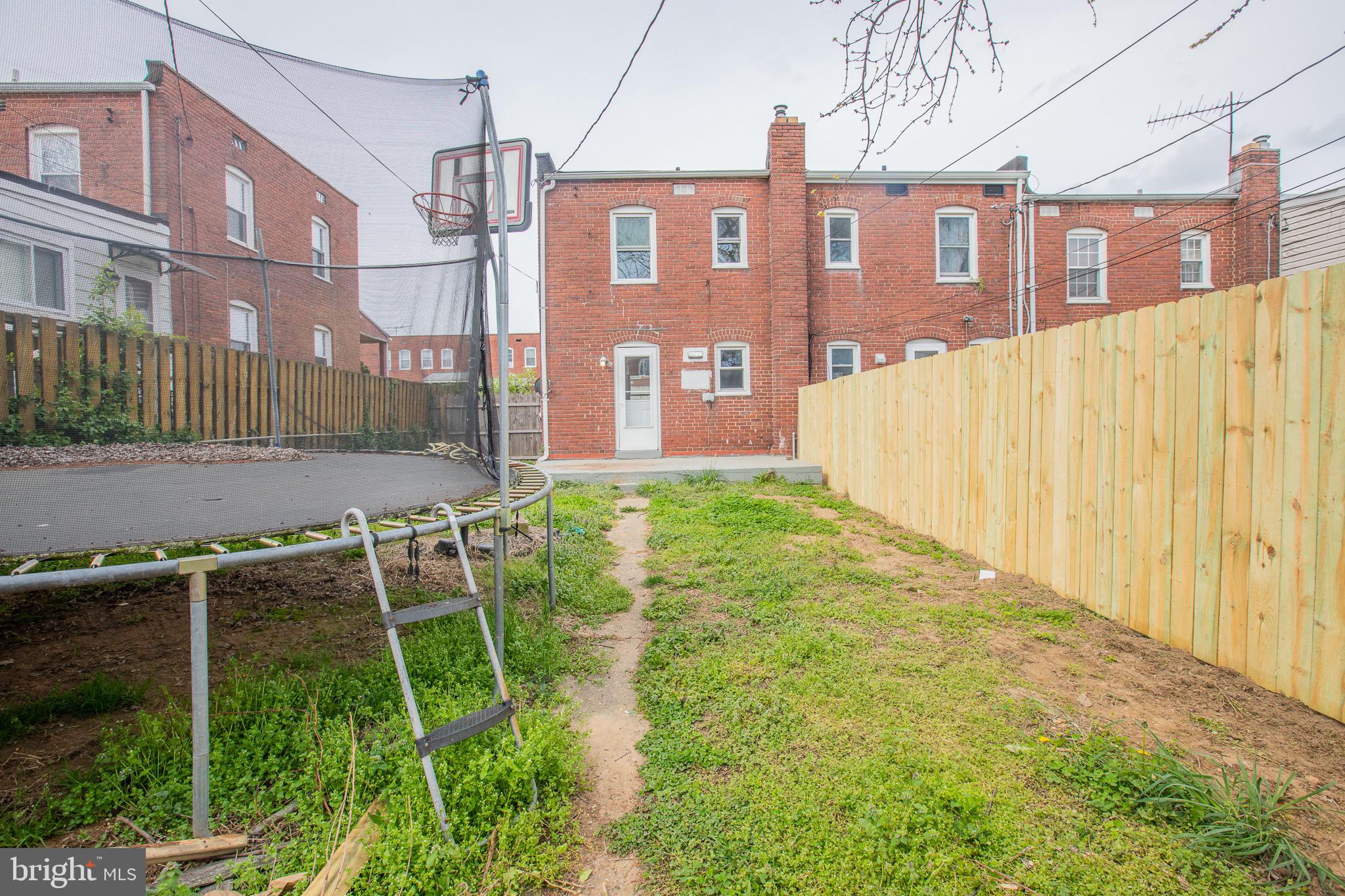 BROOKLYN PARK - Residential Lease