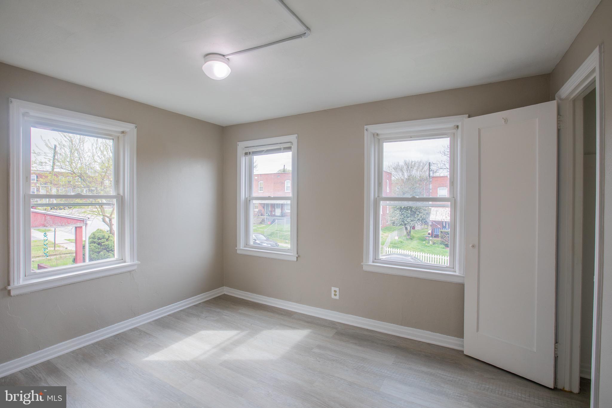 BROOKLYN PARK - Residential Lease