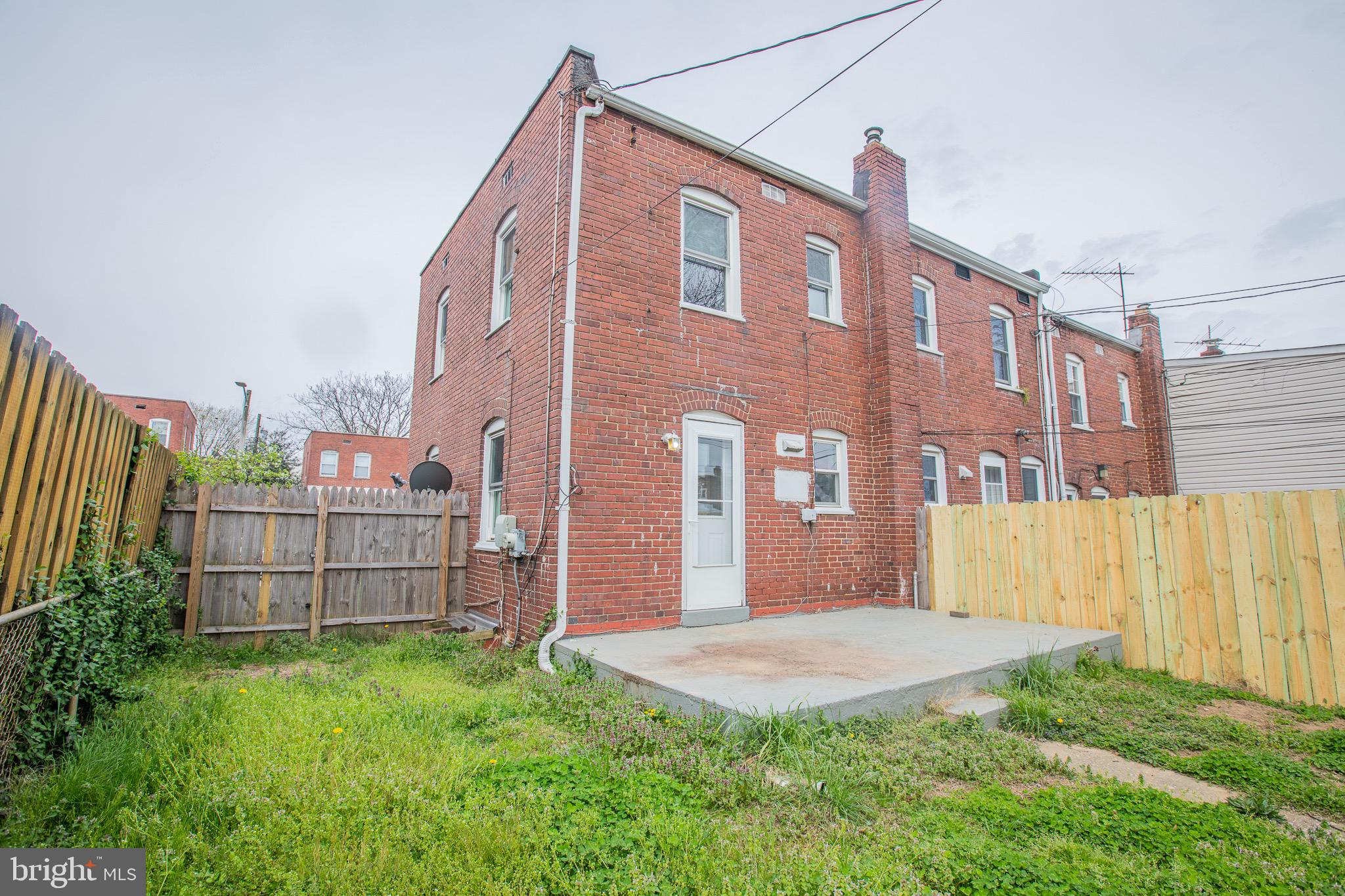 BROOKLYN PARK - Residential Lease