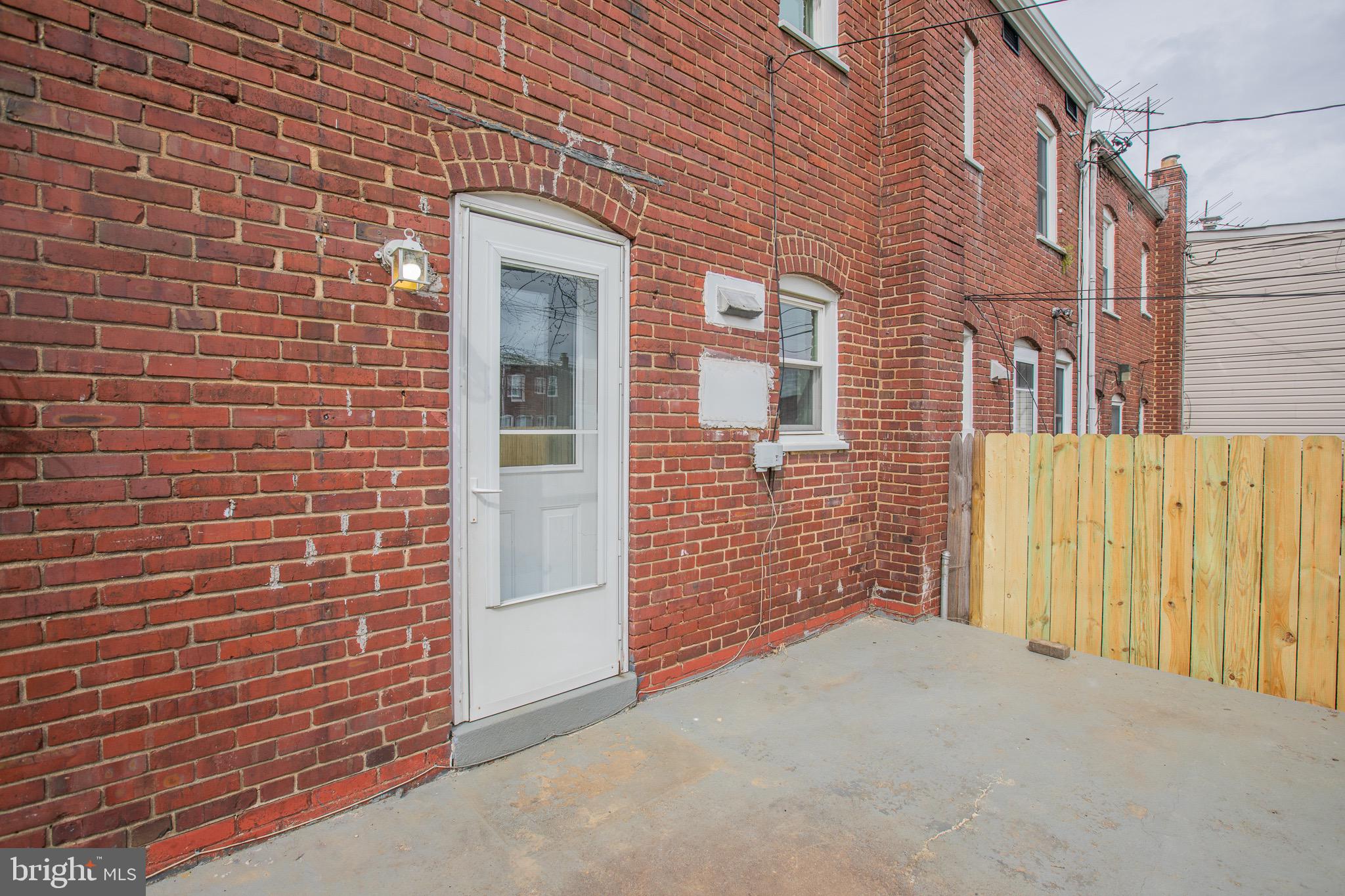 BROOKLYN PARK - Residential Lease