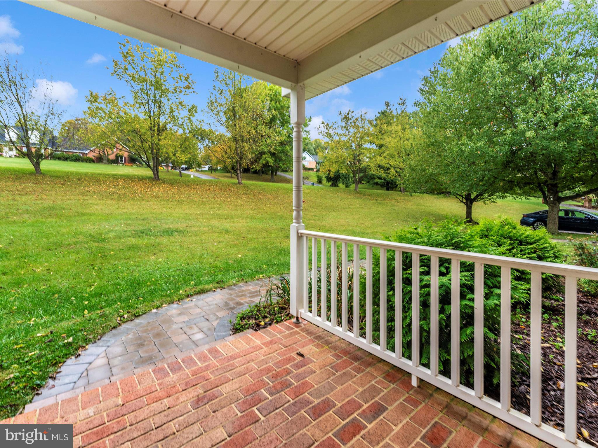 LONGVIEW ESTATES - Residential