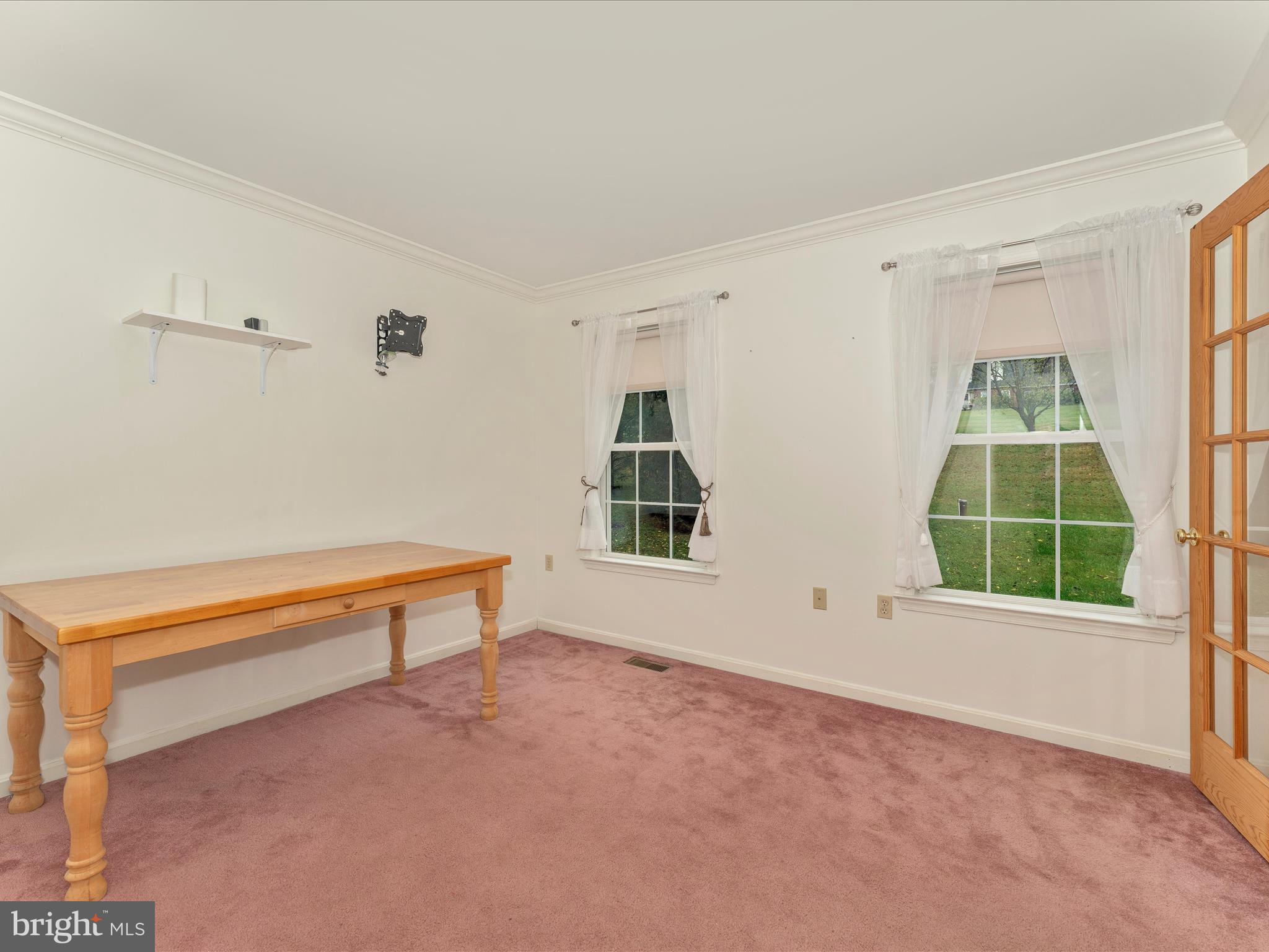 LONGVIEW ESTATES - Residential