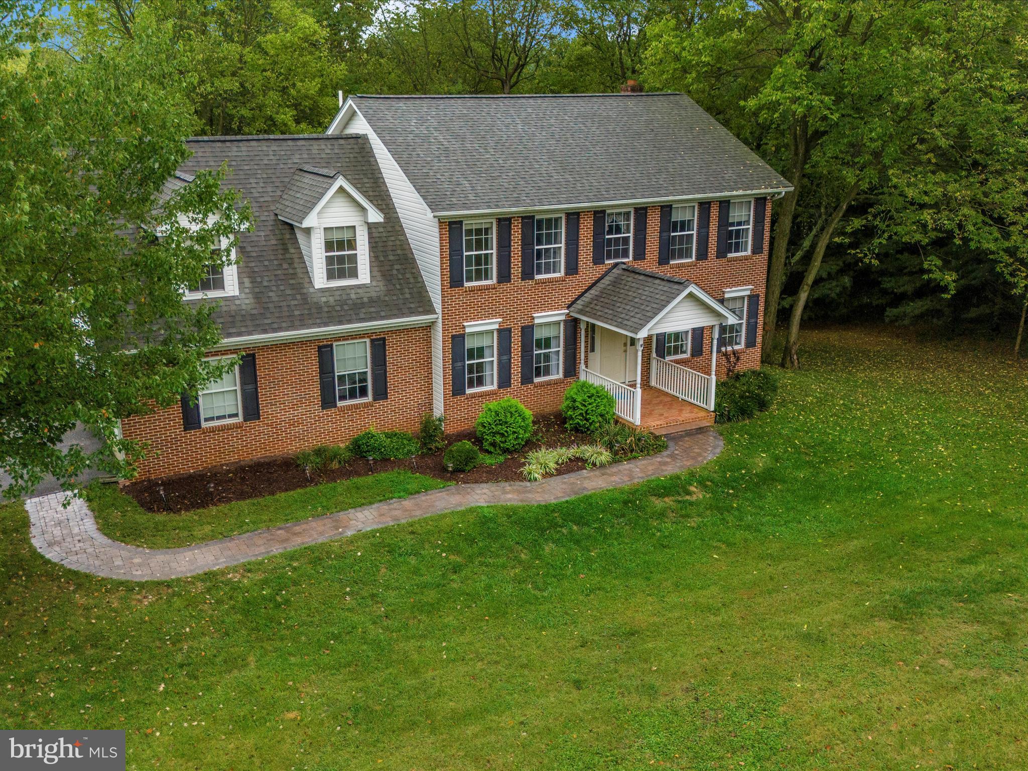 LONGVIEW ESTATES - Residential