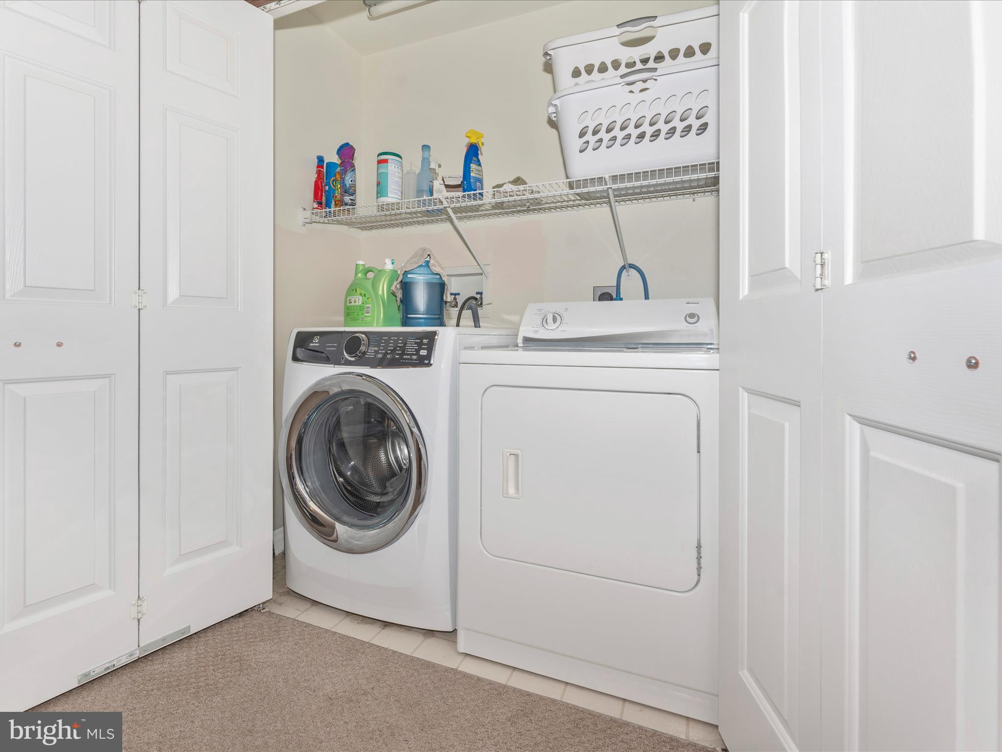 LONGVIEW ESTATES - Residential