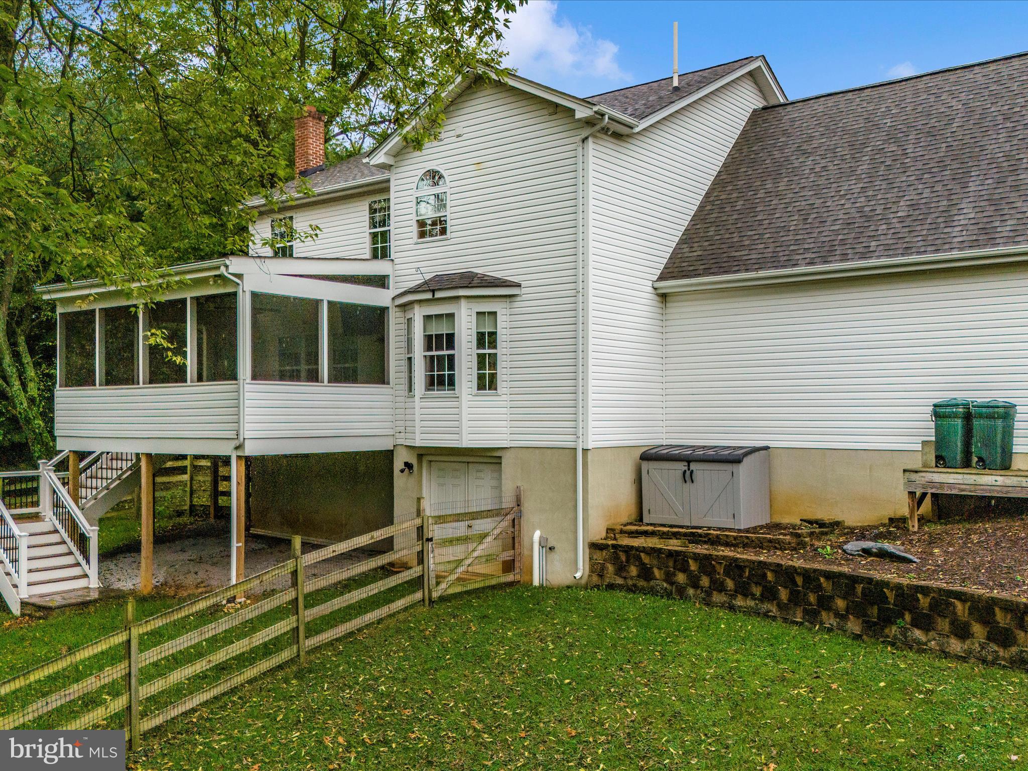 LONGVIEW ESTATES - Residential