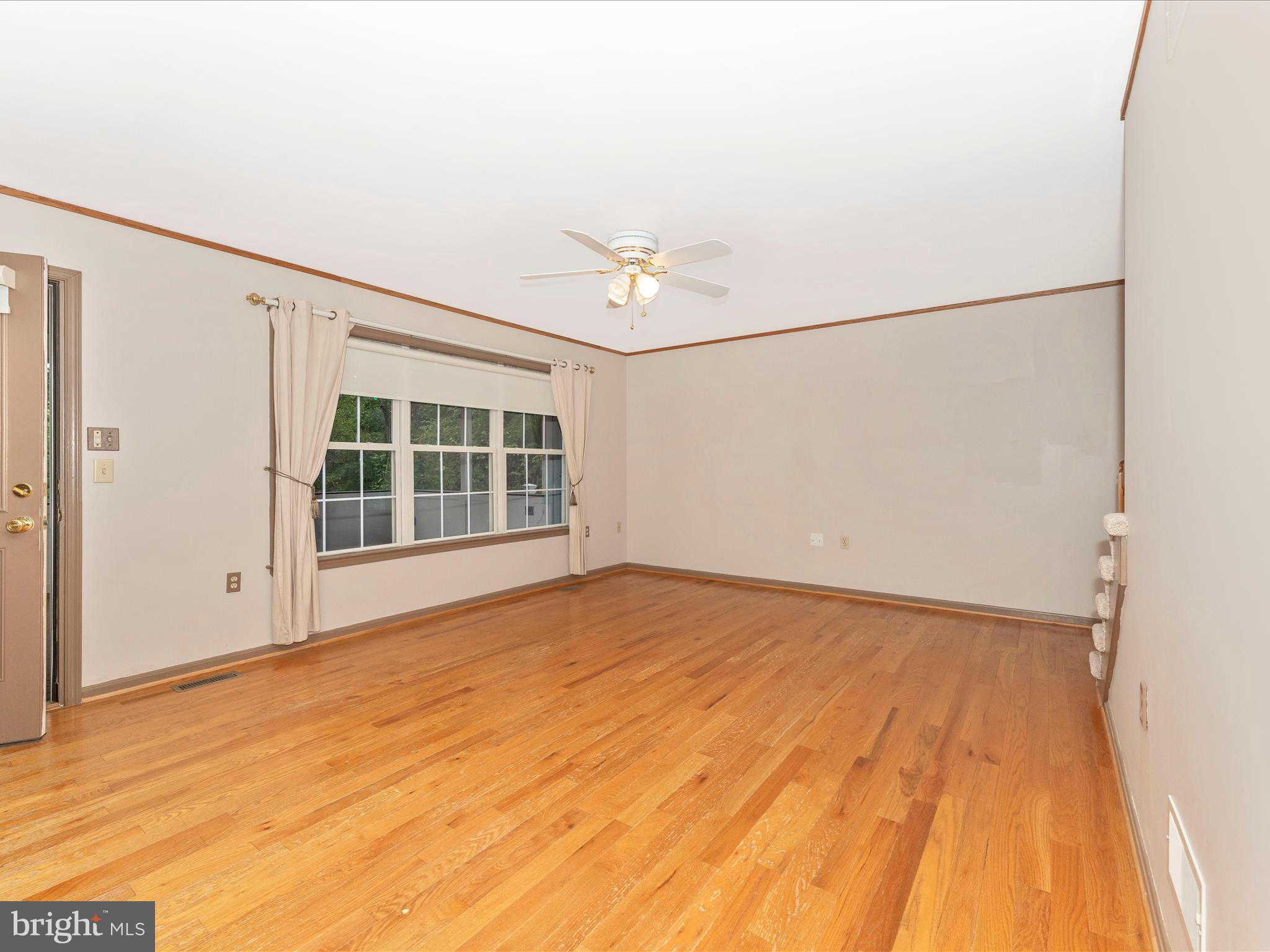 LONGVIEW ESTATES - Residential