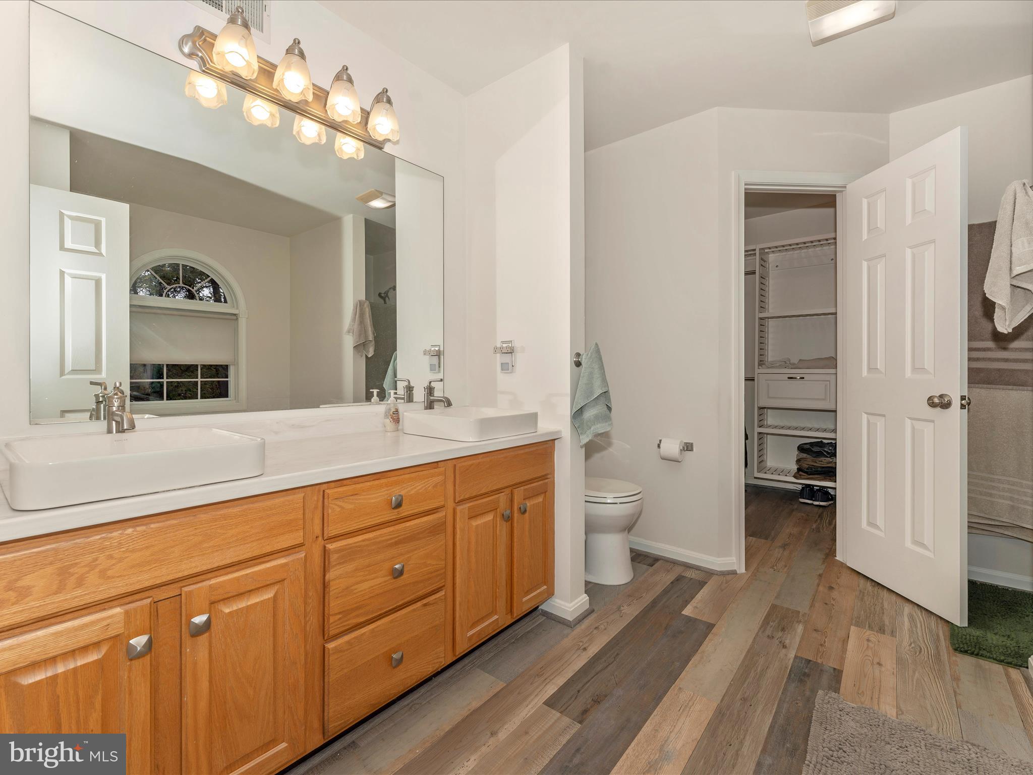 LONGVIEW ESTATES - Residential