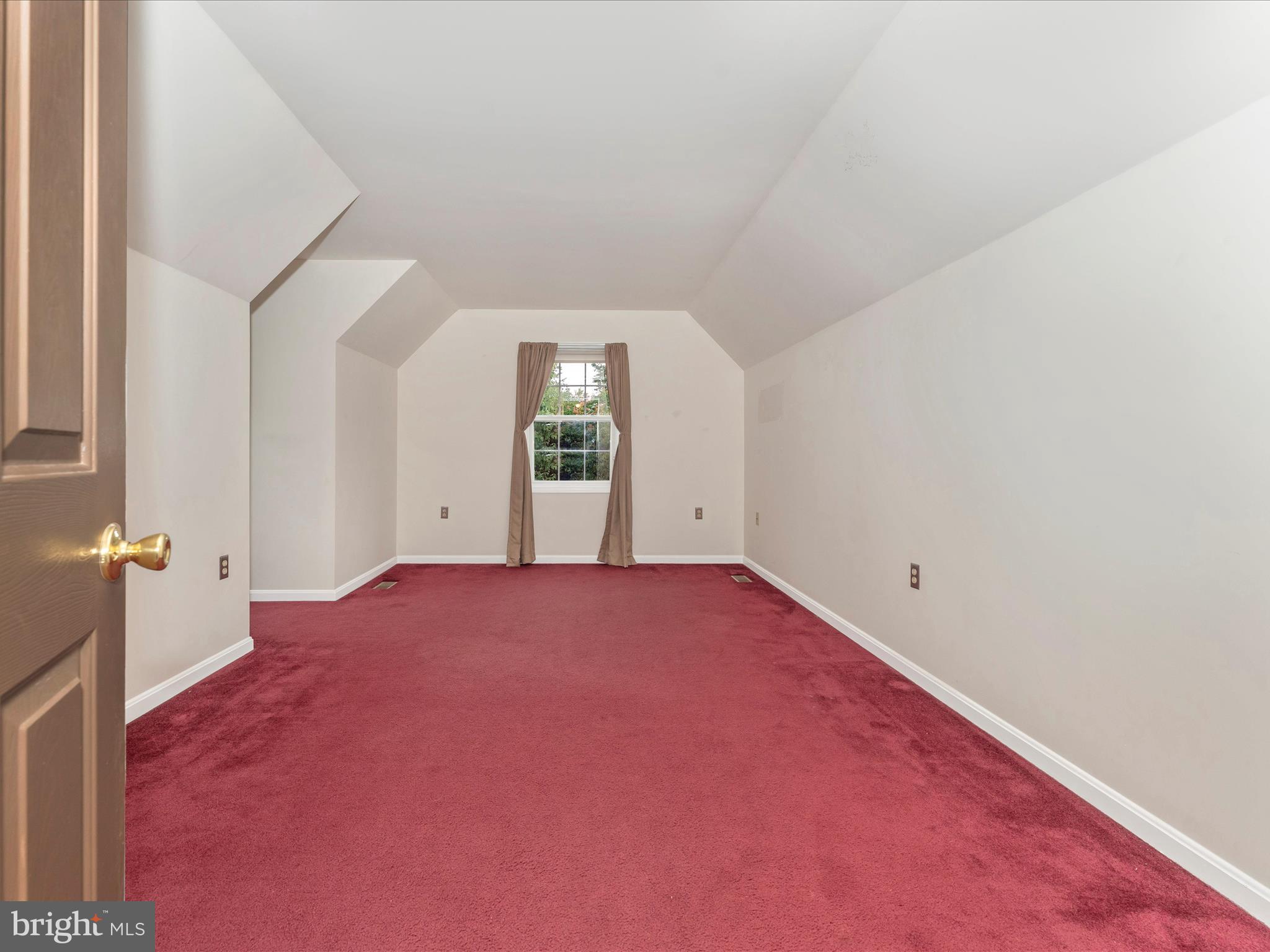 LONGVIEW ESTATES - Residential