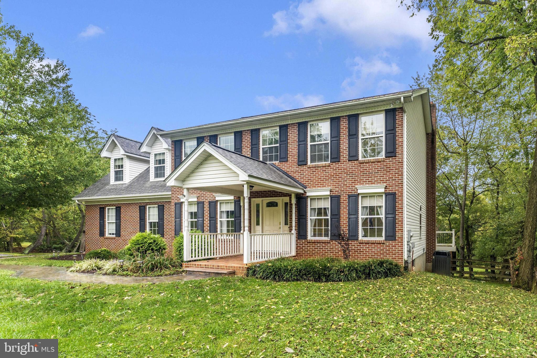 LONGVIEW ESTATES - Residential