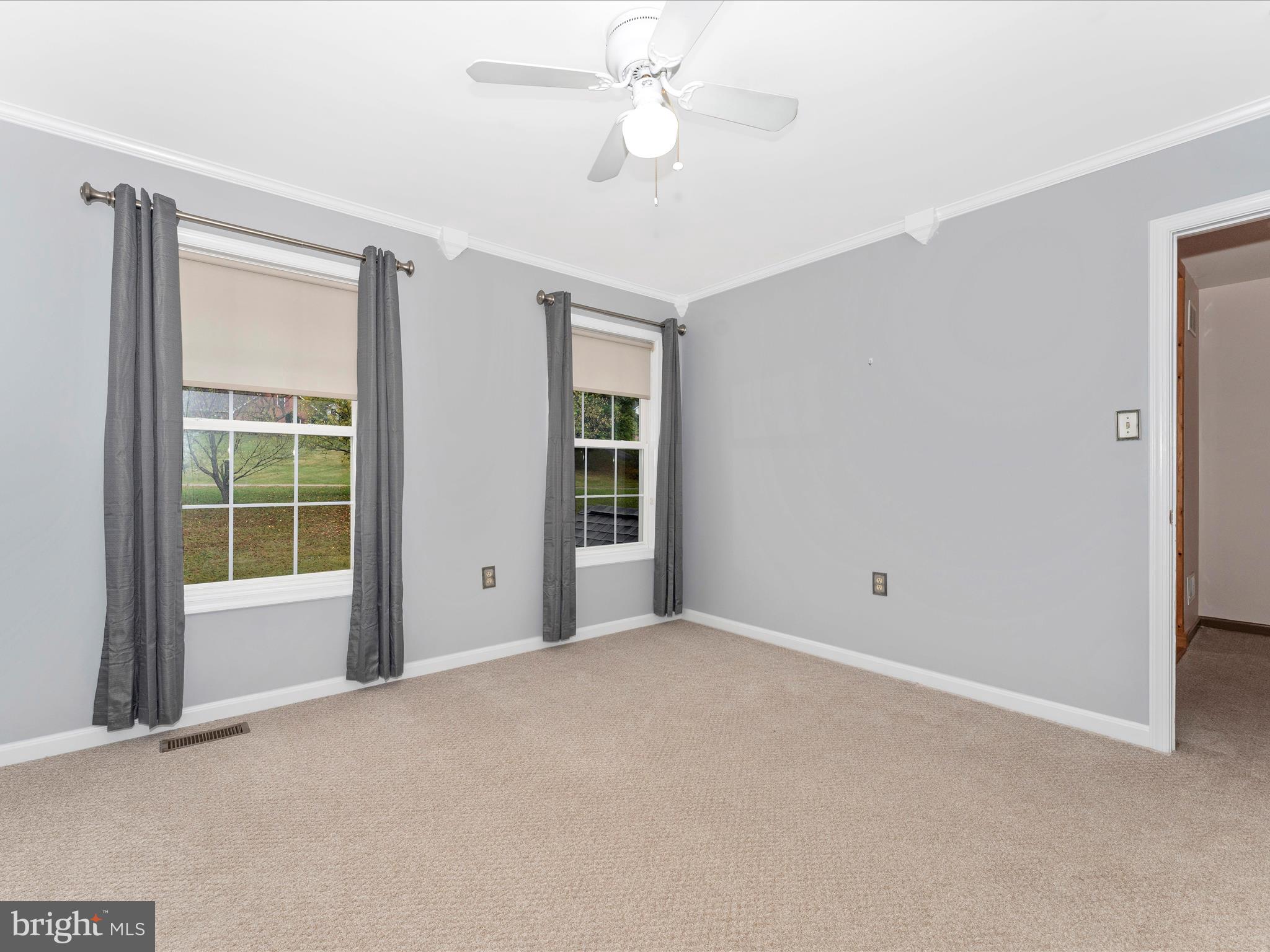 LONGVIEW ESTATES - Residential