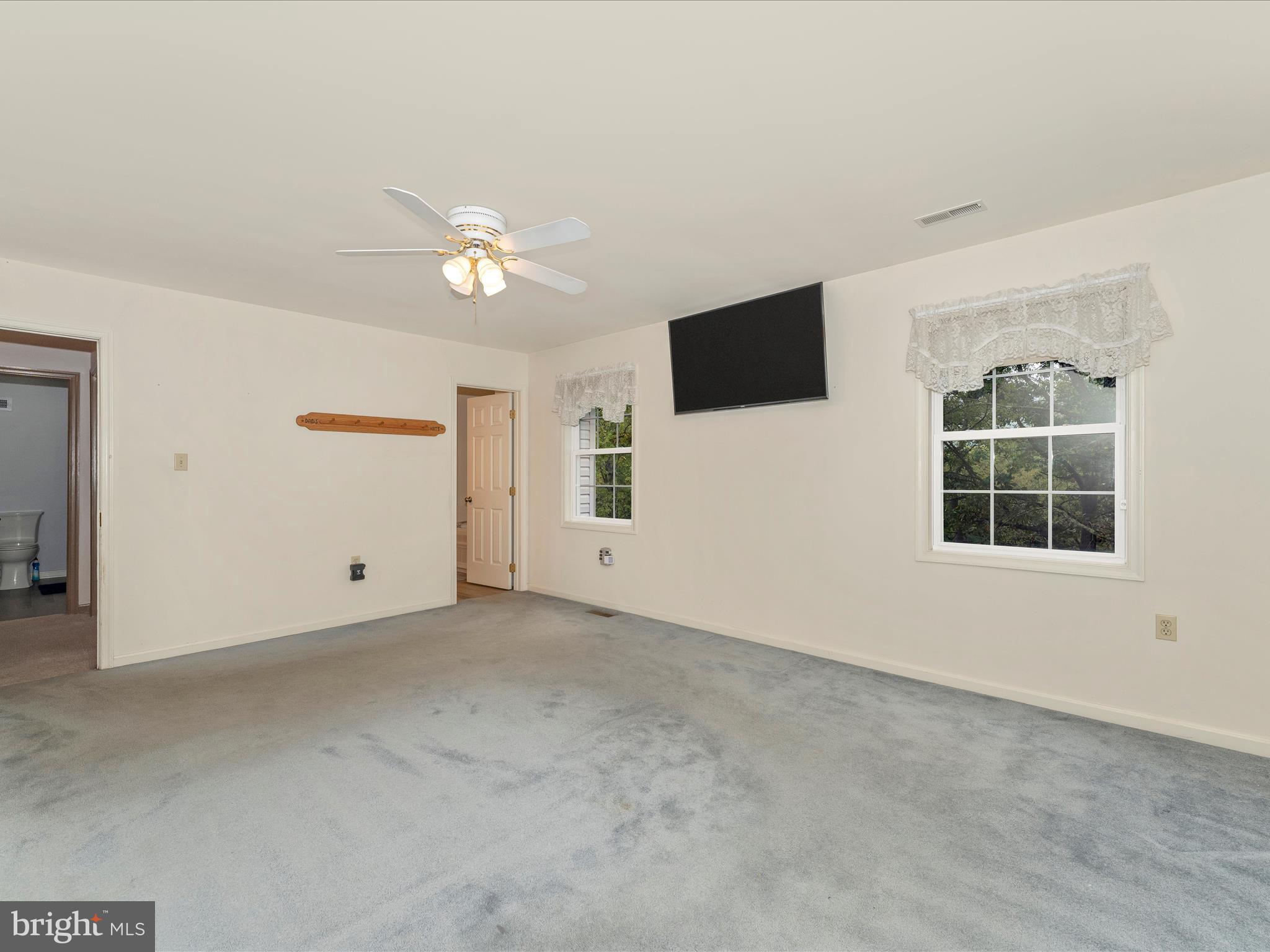 LONGVIEW ESTATES - Residential