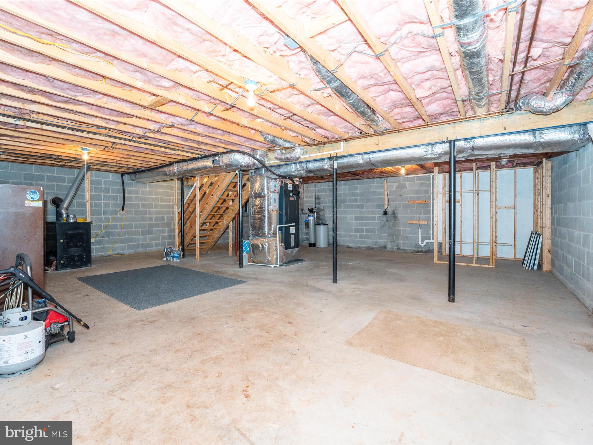 LONGVIEW ESTATES - Residential