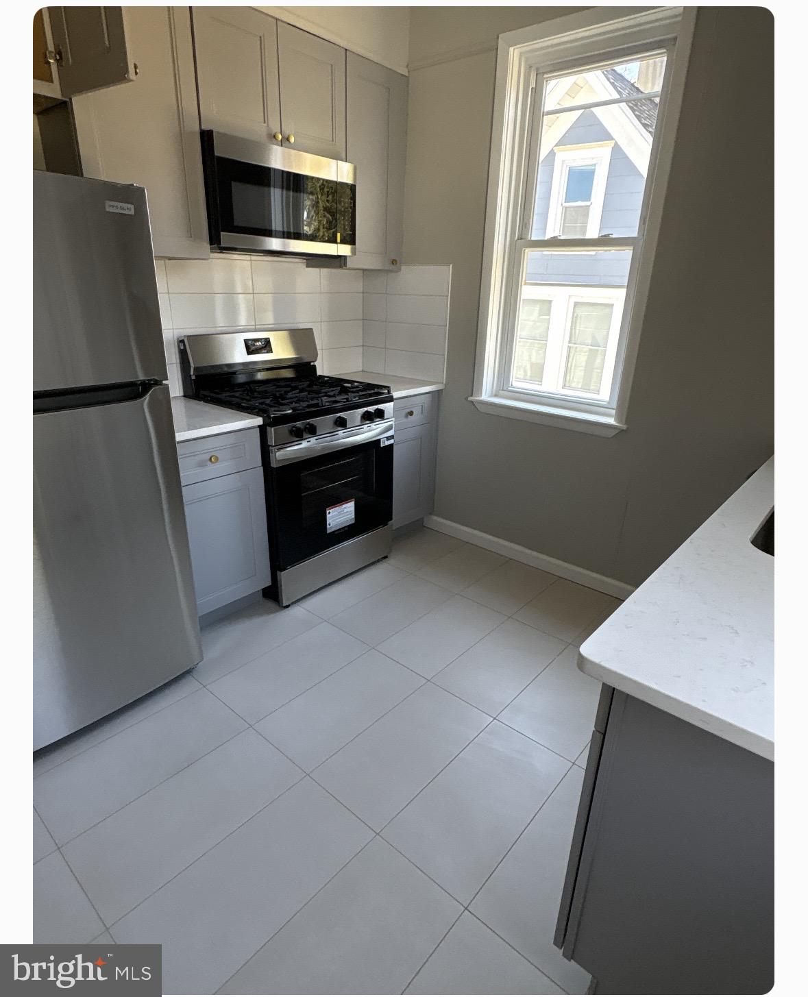 109 UNION AVENUE UNIT B
