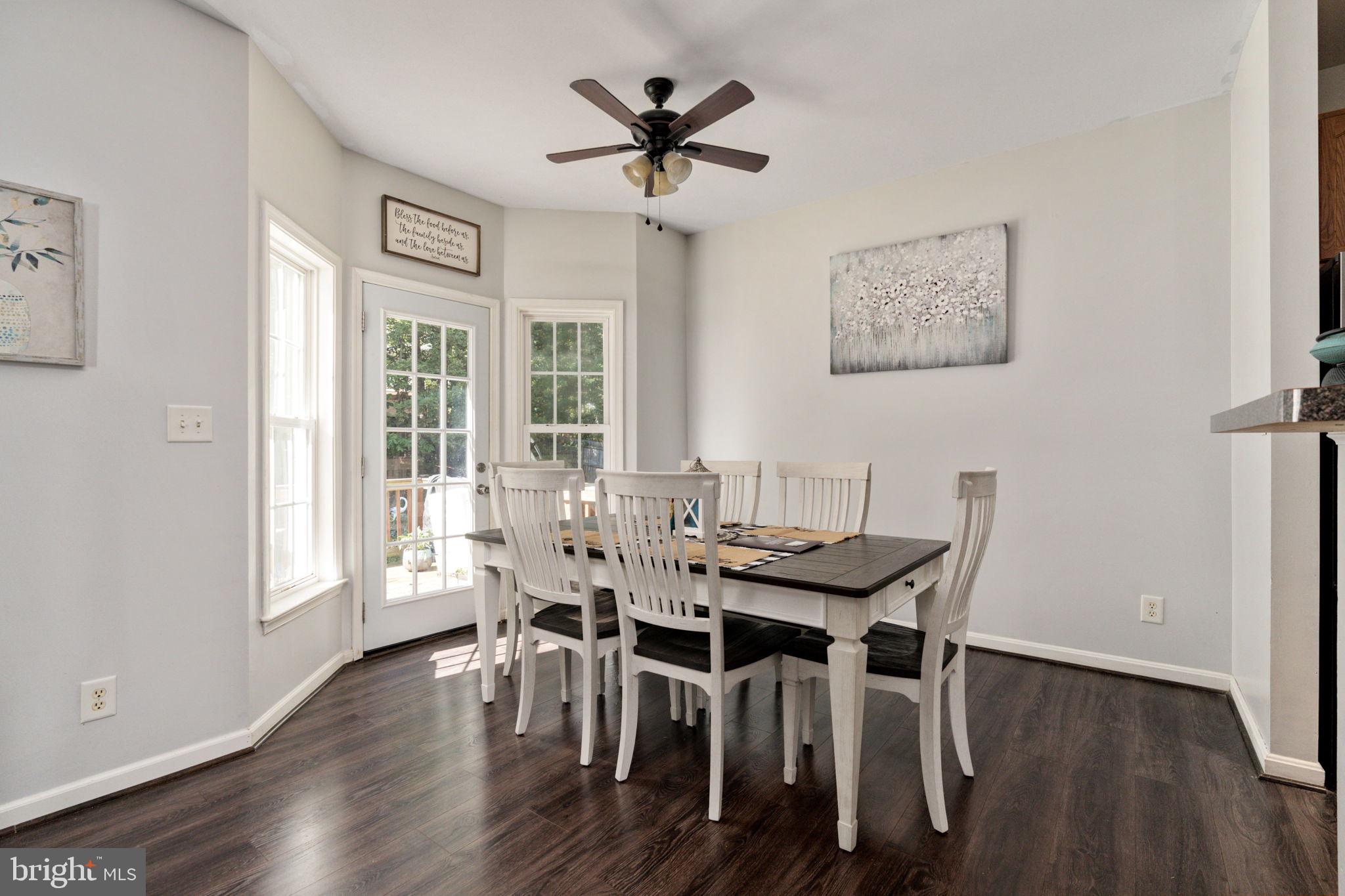 LAKE LAND OR - Residential