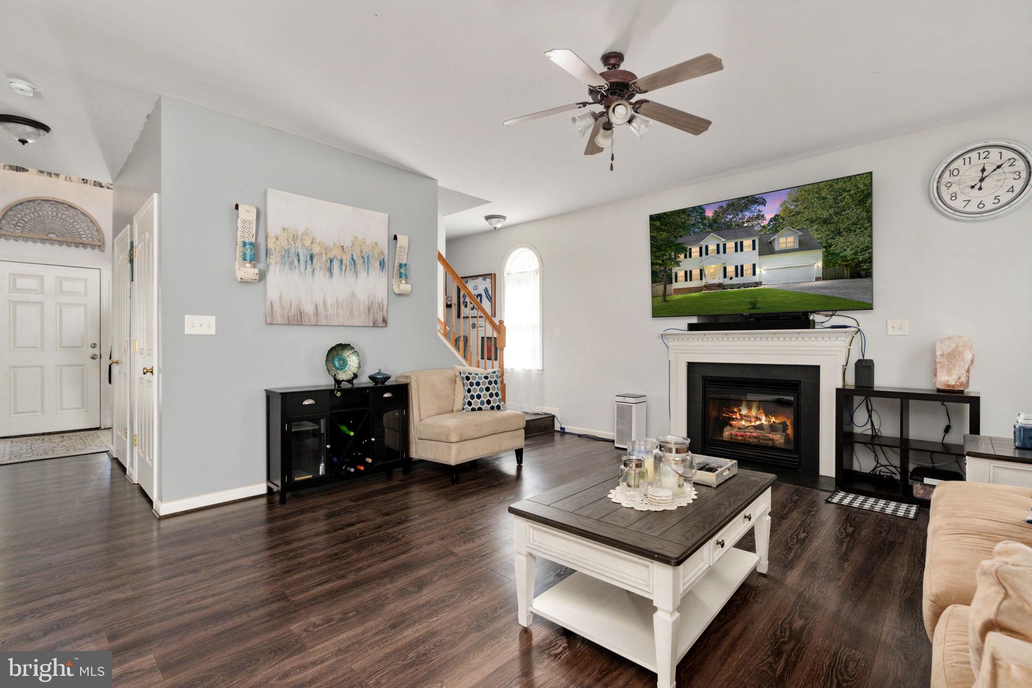 LAKE LAND OR - Residential