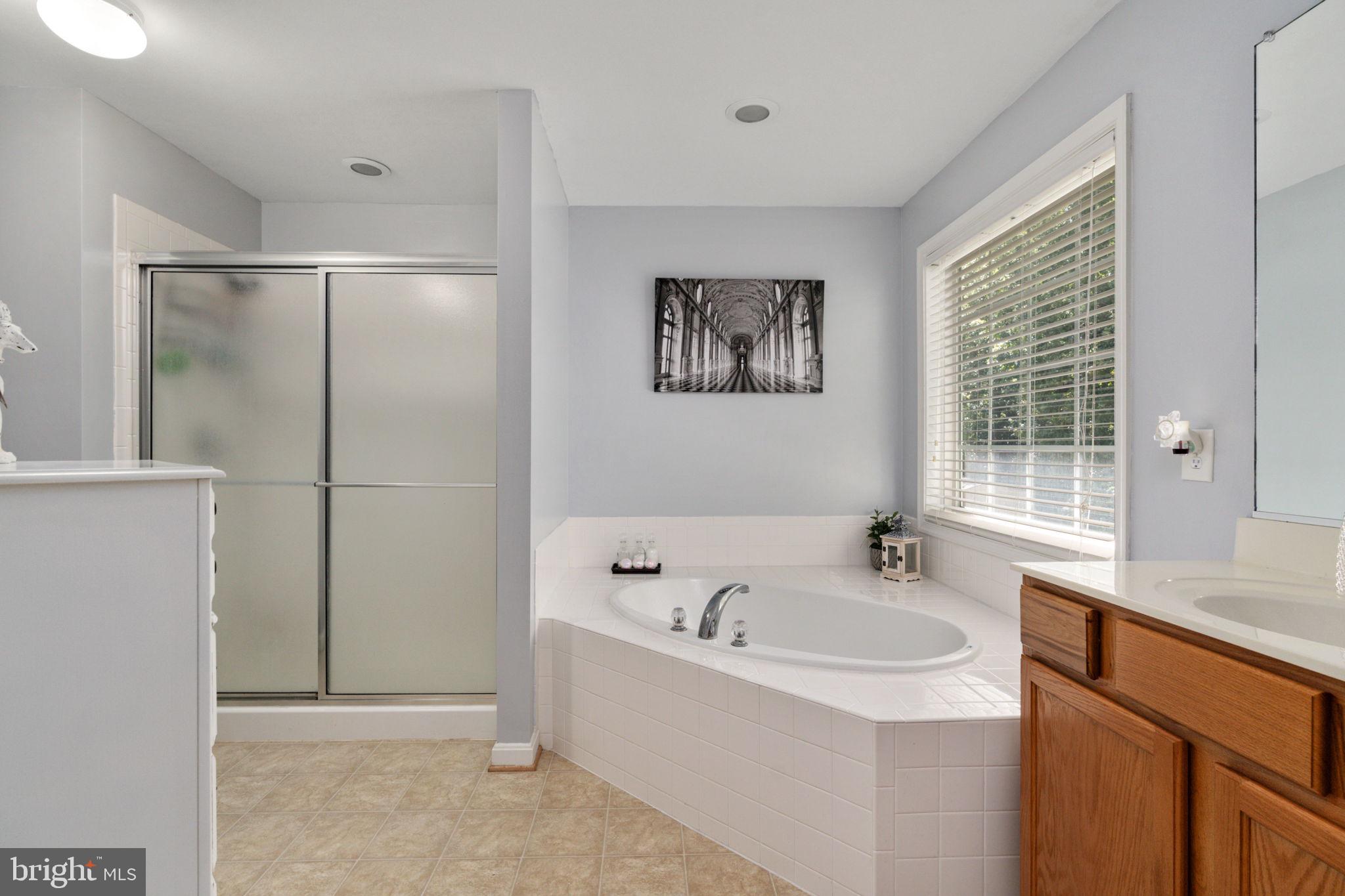 LAKE LAND OR - Residential