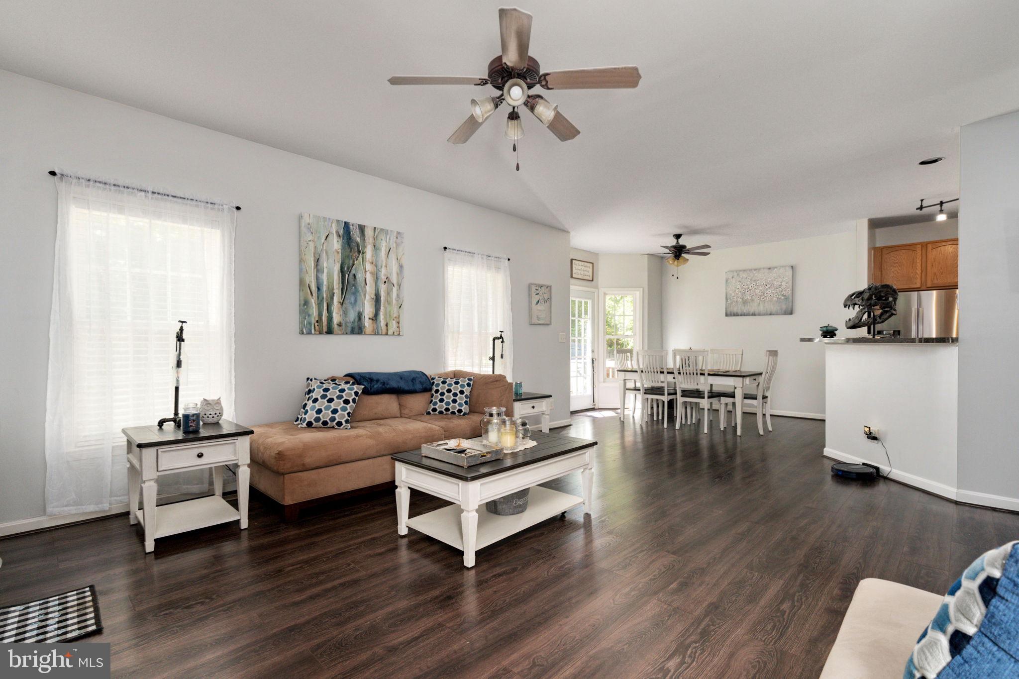 LAKE LAND OR - Residential