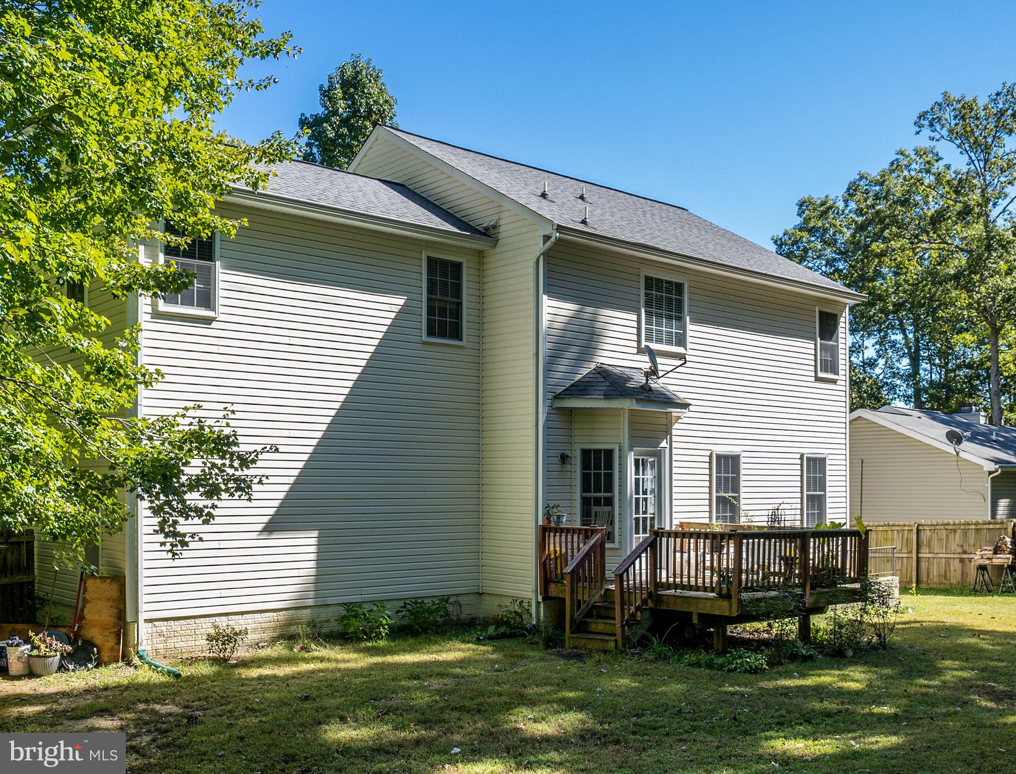 LAKE LAND OR - Residential