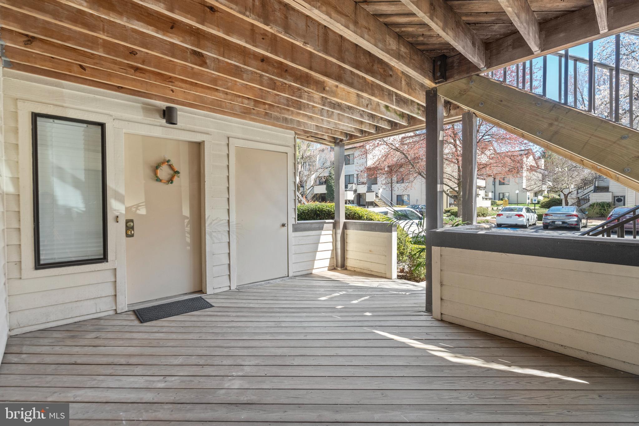 CHRISTOPHER COURT - Residential