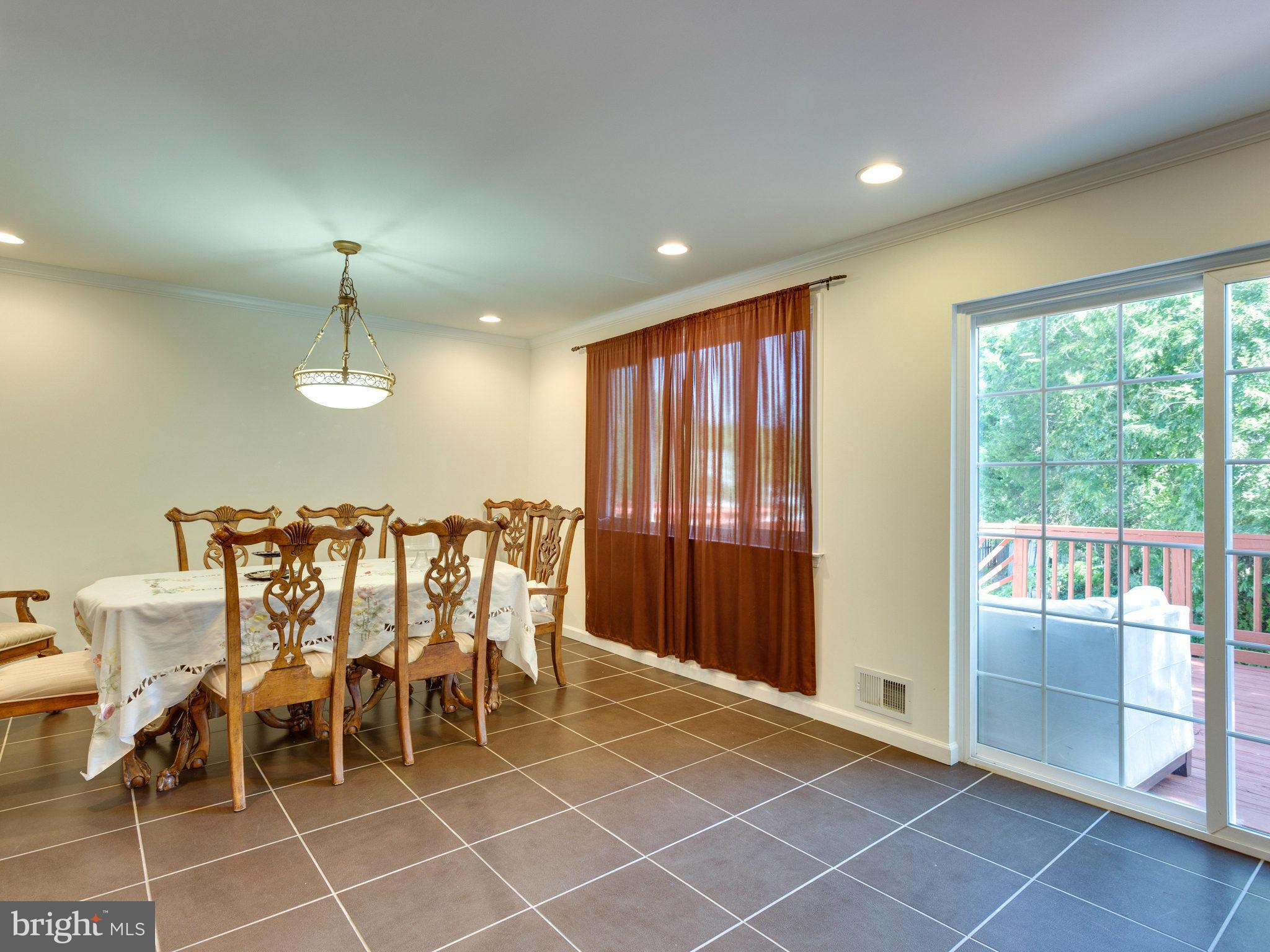 CHATEAUNEUF - Residential