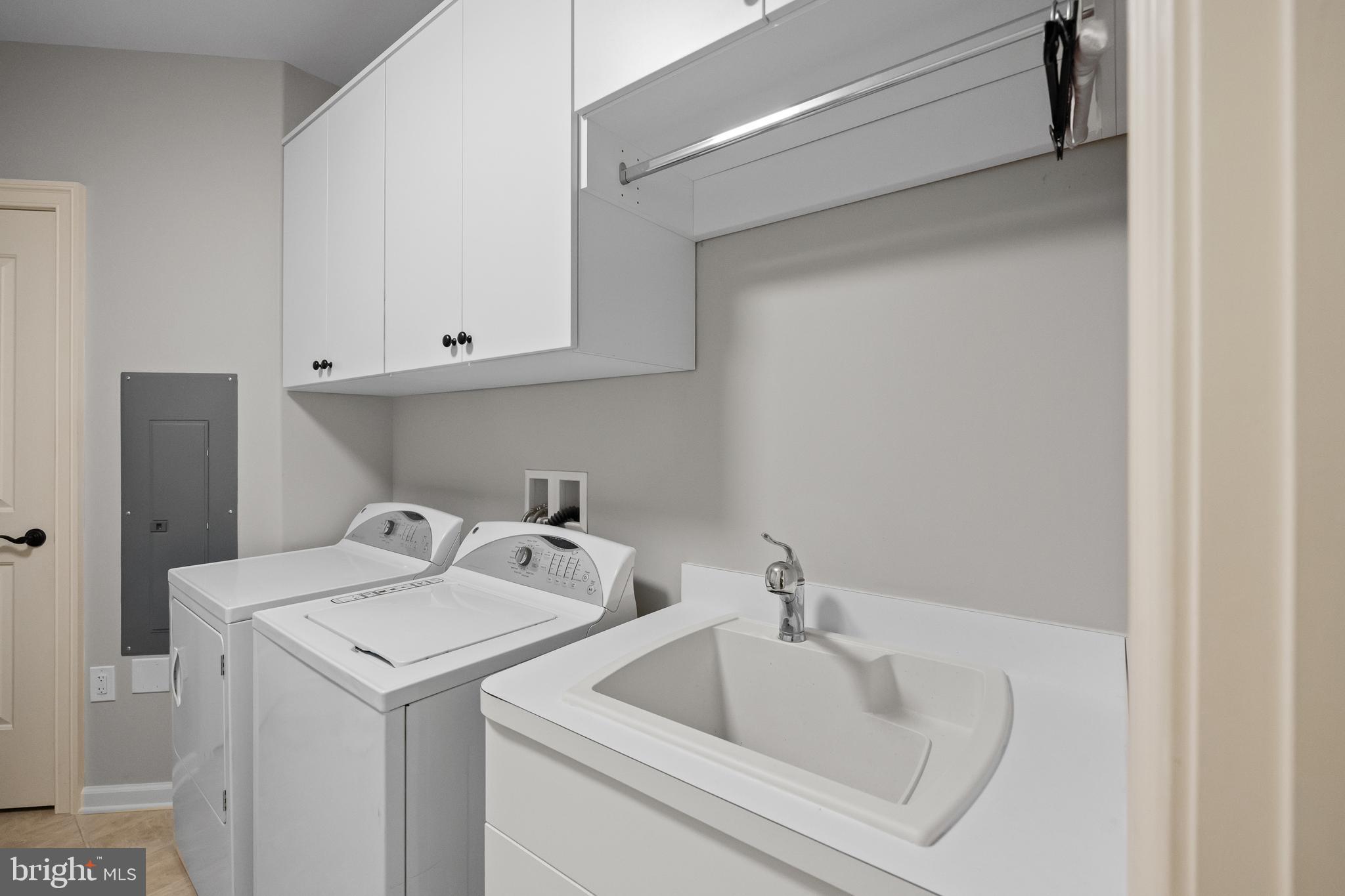 ATHERTYN - Residential