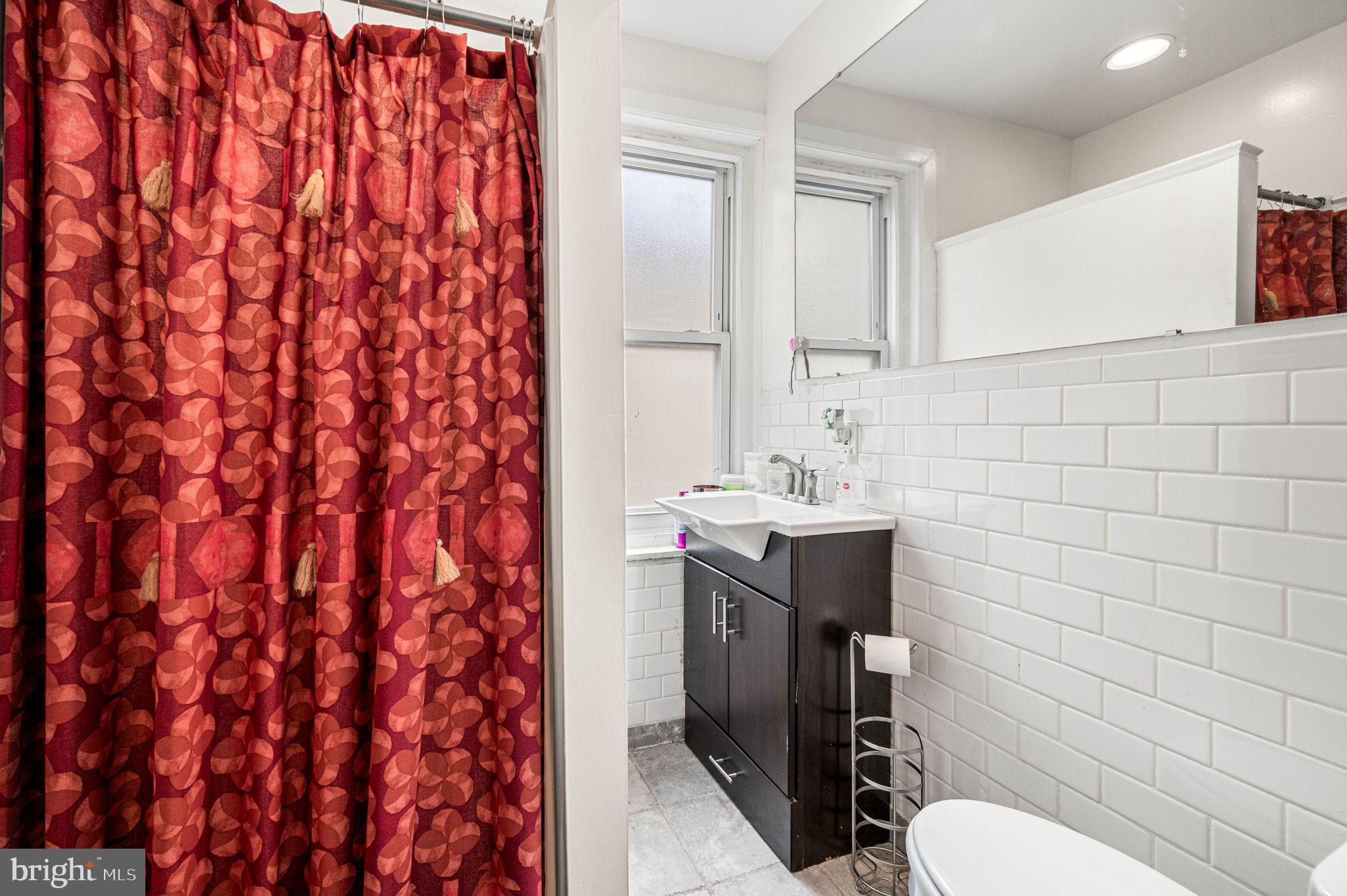 FRANCISVILLE - Residential