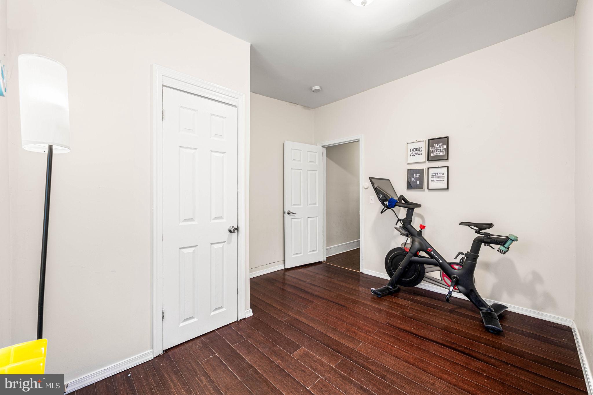 FRANCISVILLE - Residential