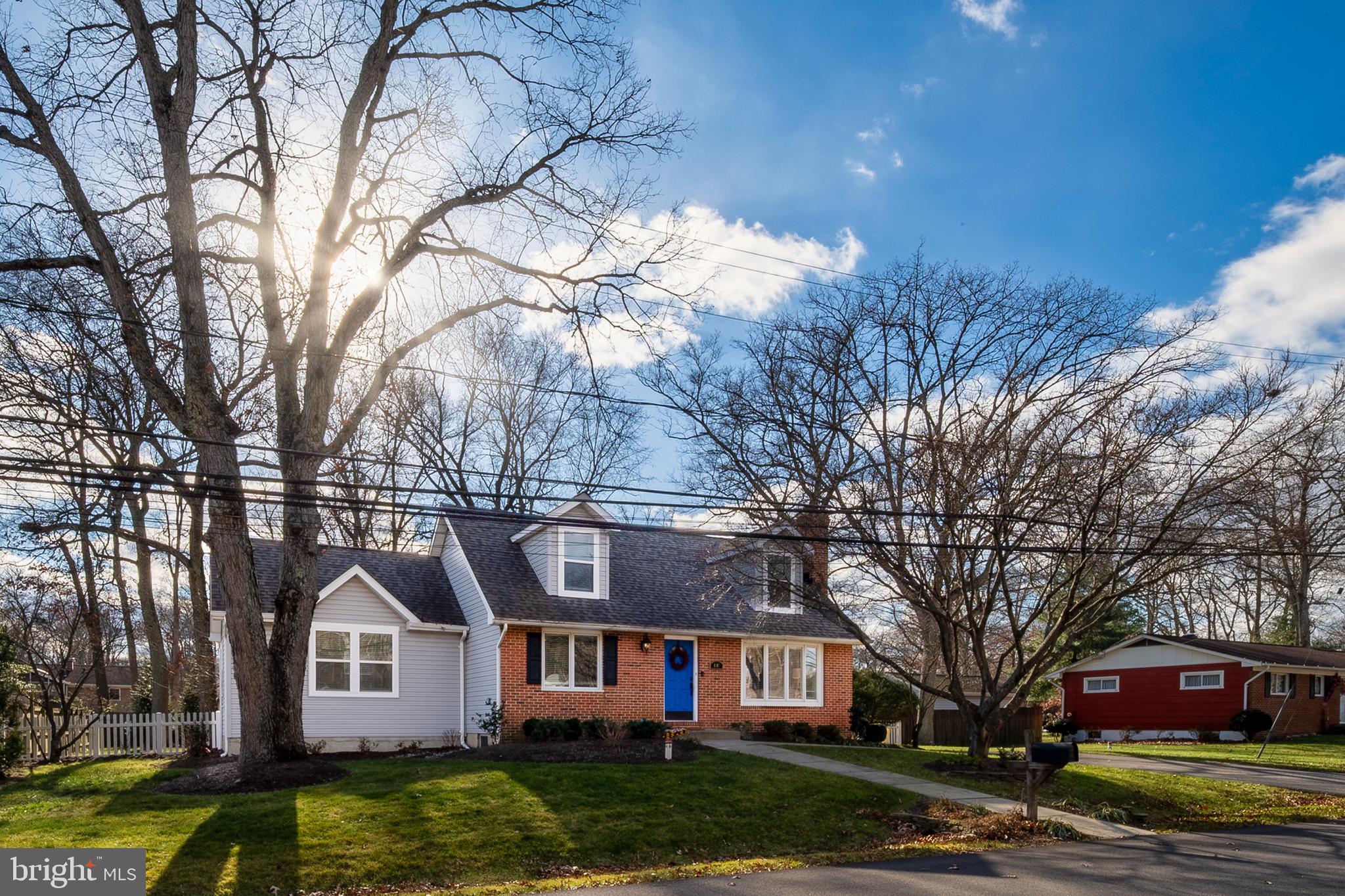 1507 MANOR VIEW ROAD