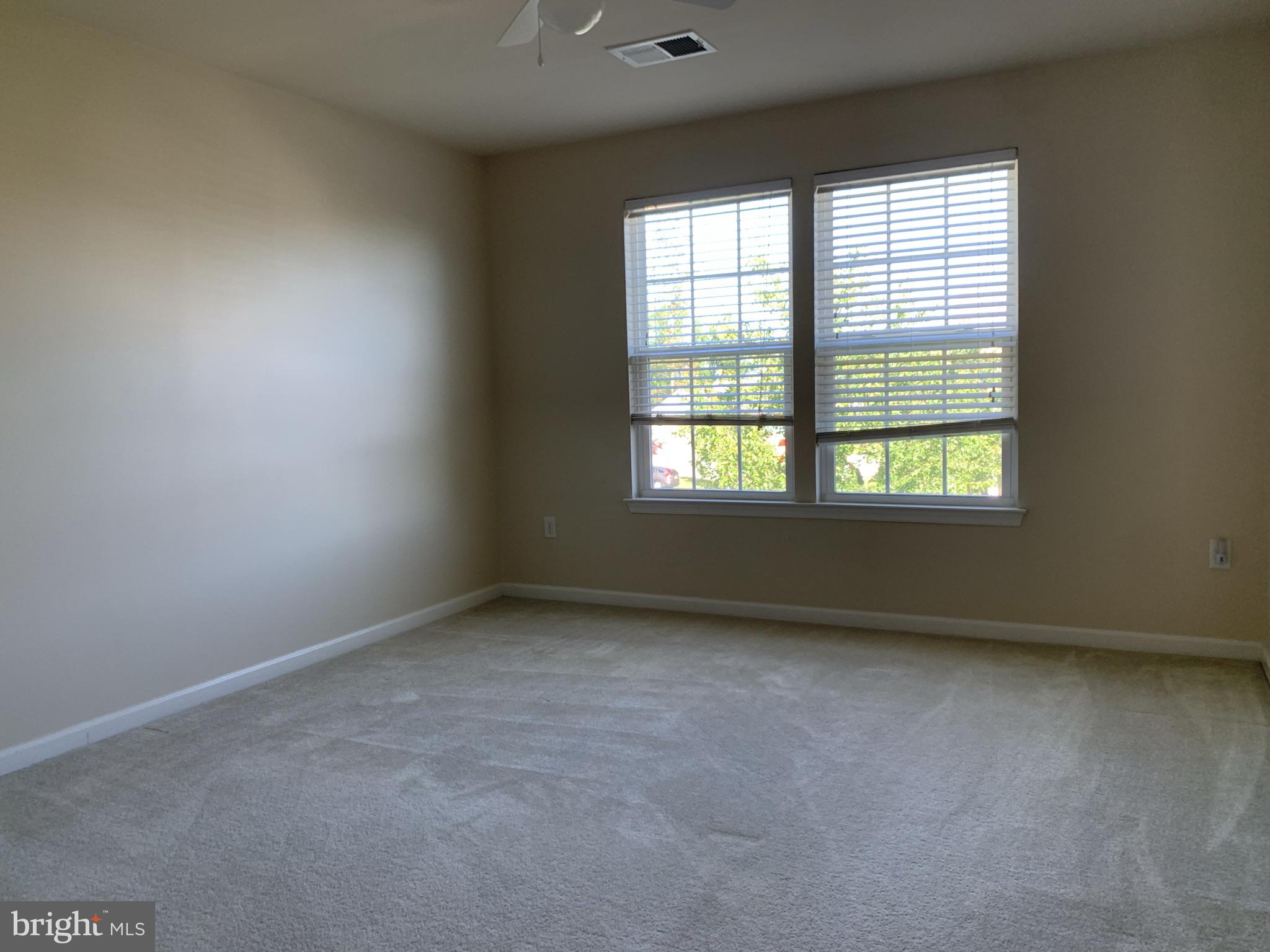 AUTUMN VIEW - Residential Lease