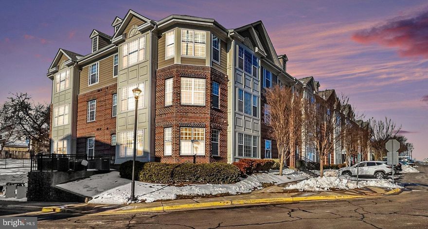 Discover this charming 1-bedroom, 1.5-bathroom first floor unit in the desirable Cobblestone Square community in downtown Fredericksburg. Built in 2007, this home features an open floor plan, perfect for modern living. Freshly painted throughout this unit is move-in ready! Enjoy upgraded countertops and kitchen cabinets and stainless steel appliances enhancing the sophisticated ambiance. The spacious breakfast and dining areas are ideal for entertaining.  A cozy fireplace with glass doors adds warmth to the living space. Additional highlights include wood floors, an entry-level bedroom, and a primary bath for added comfort. The unit offers washer/dryer for your convenience and additional storage in basement.  Community amenities include an building elevator, refreshing pool, clubhouse & fitness center. Parking is available with assigned space right outside the building. Experience the perfect blend of comfort and style in this excellent condition property! Excellent location for commuting next door to train station and VRE.  All this and located in the heart of Historic City of Fredericksburg walking distance to downtown shopping and dining.