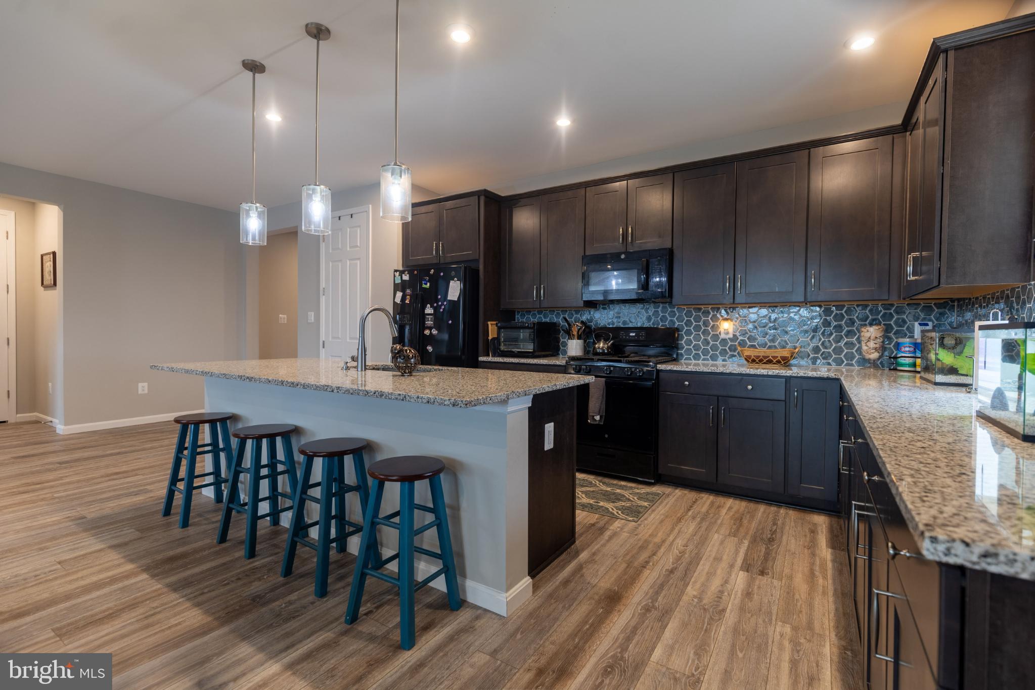 WARM SPRING RIDGE - Residential