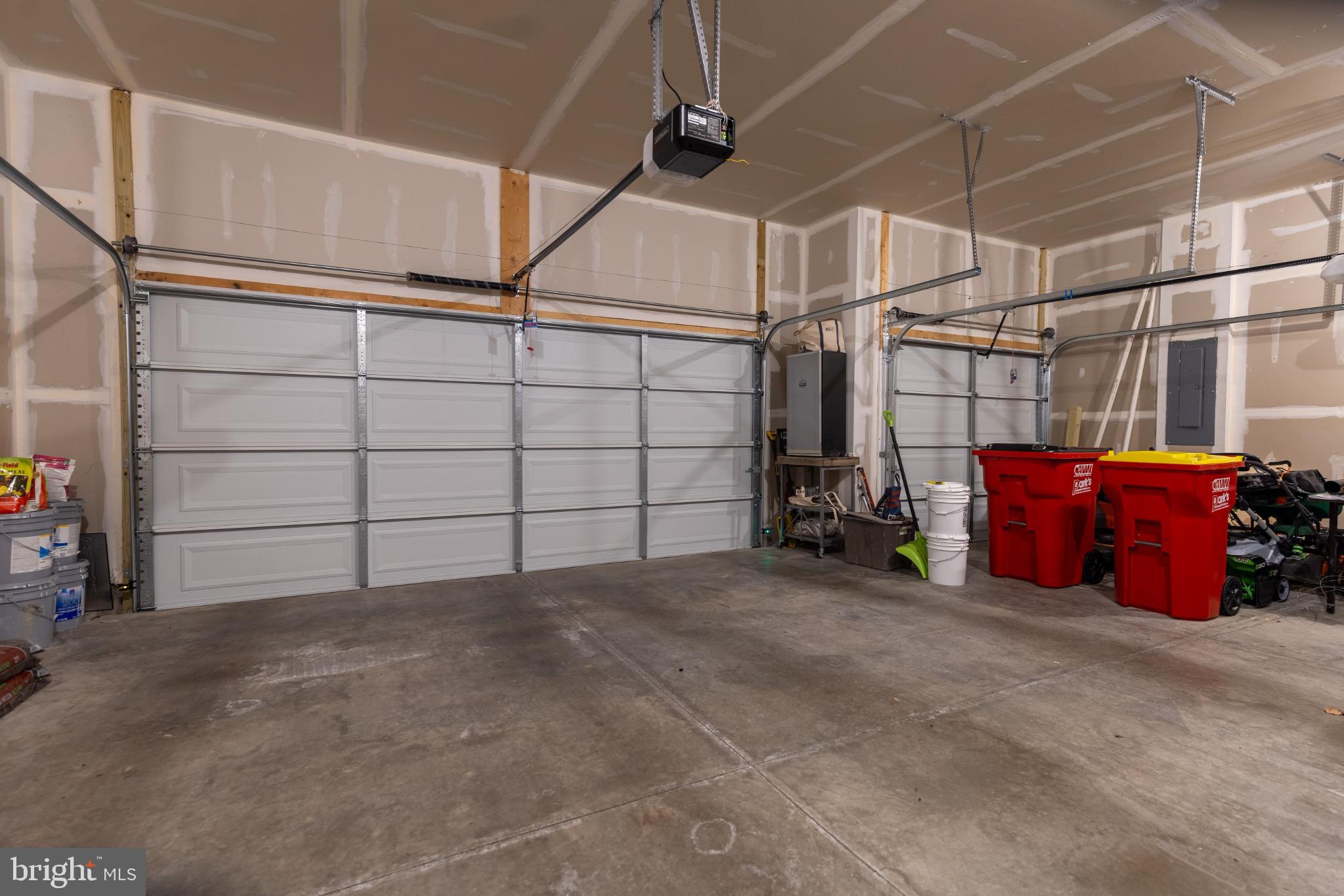 WARM SPRING RIDGE - Residential