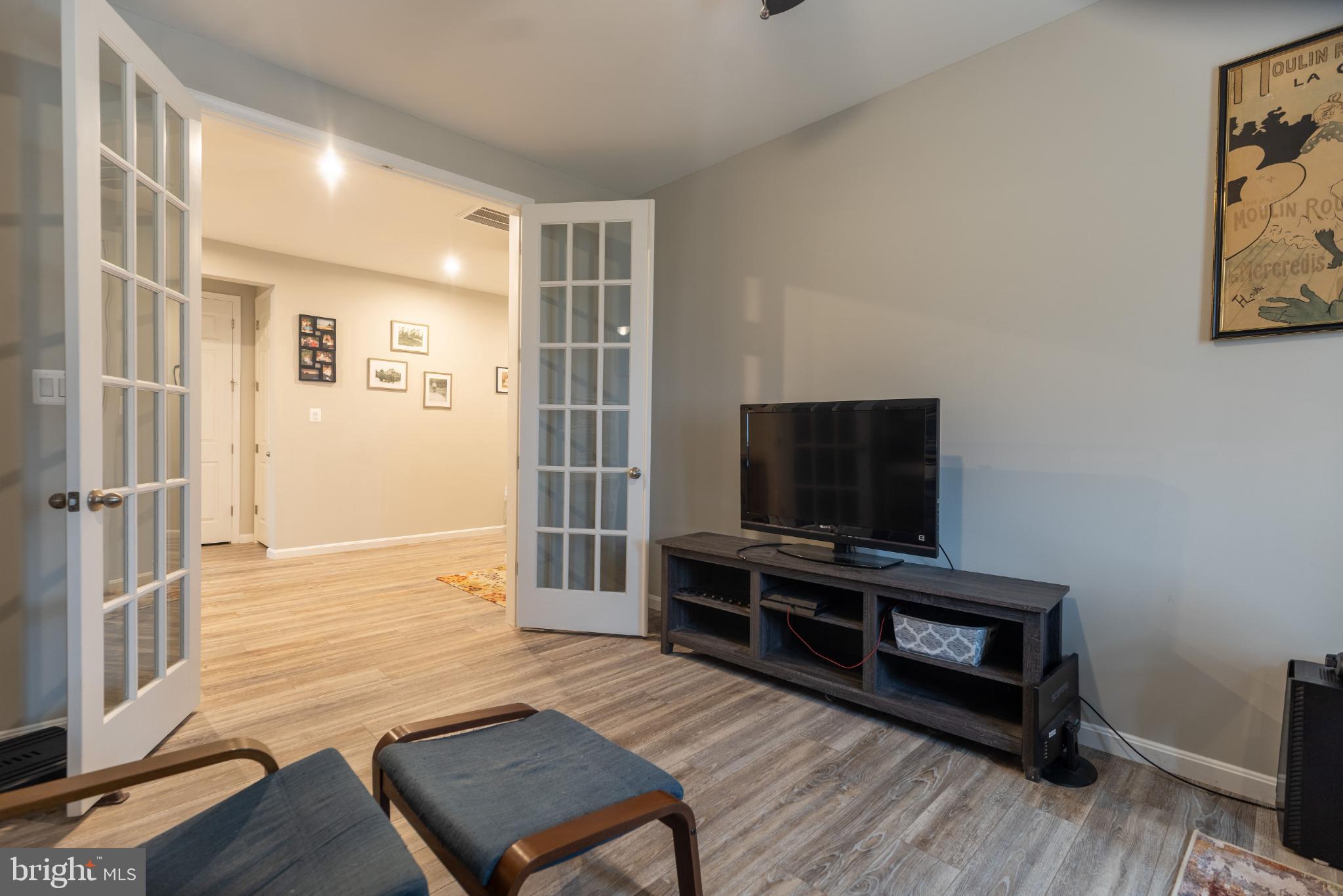 WARM SPRING RIDGE - Residential