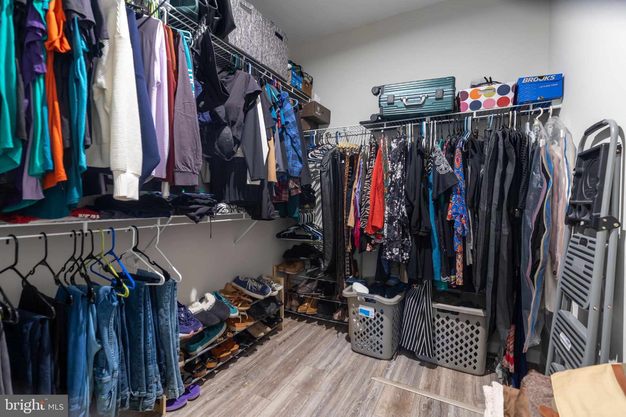 WARM SPRING RIDGE - Residential