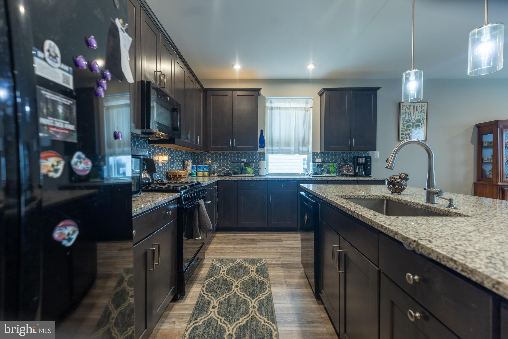 WARM SPRING RIDGE - Residential