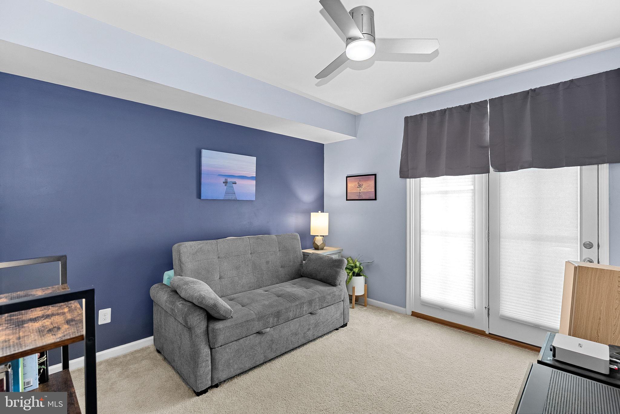 LOUDOUN CROSSING CONDOMINIUM - Residential