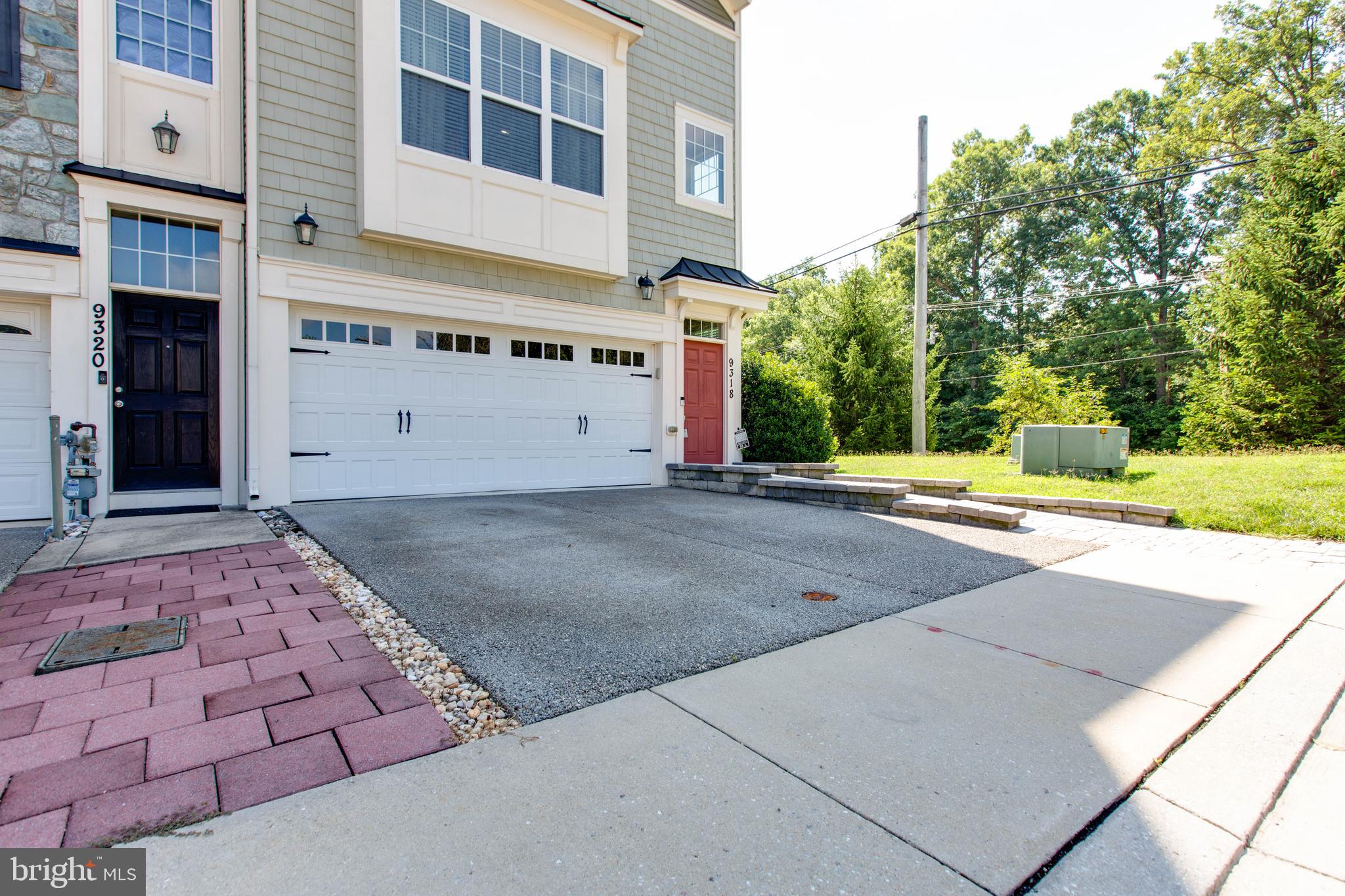 9318 ROCK RIPPLE LANE